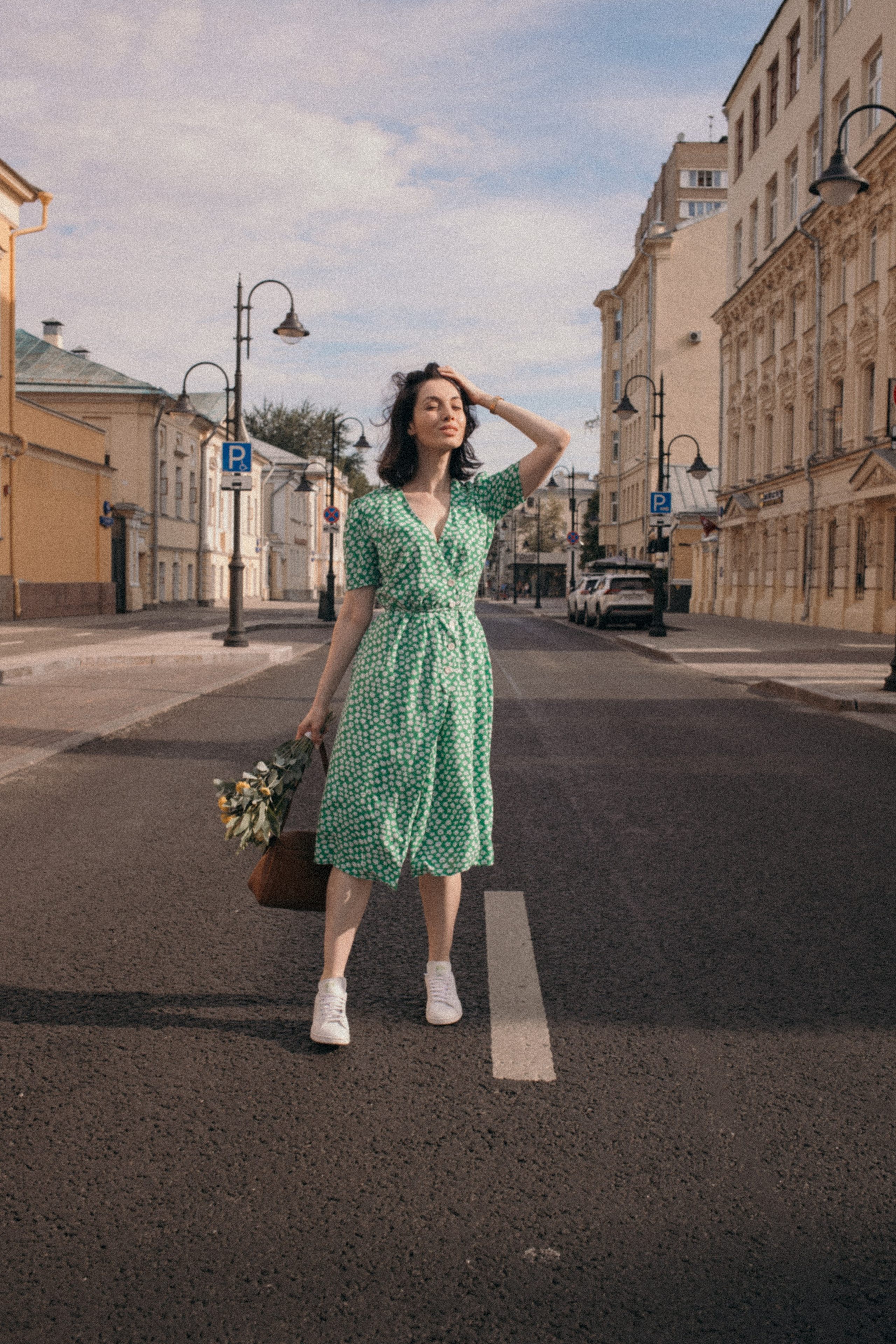 ОЛЯ. Я фотограф из Москвы к Вашим услугам