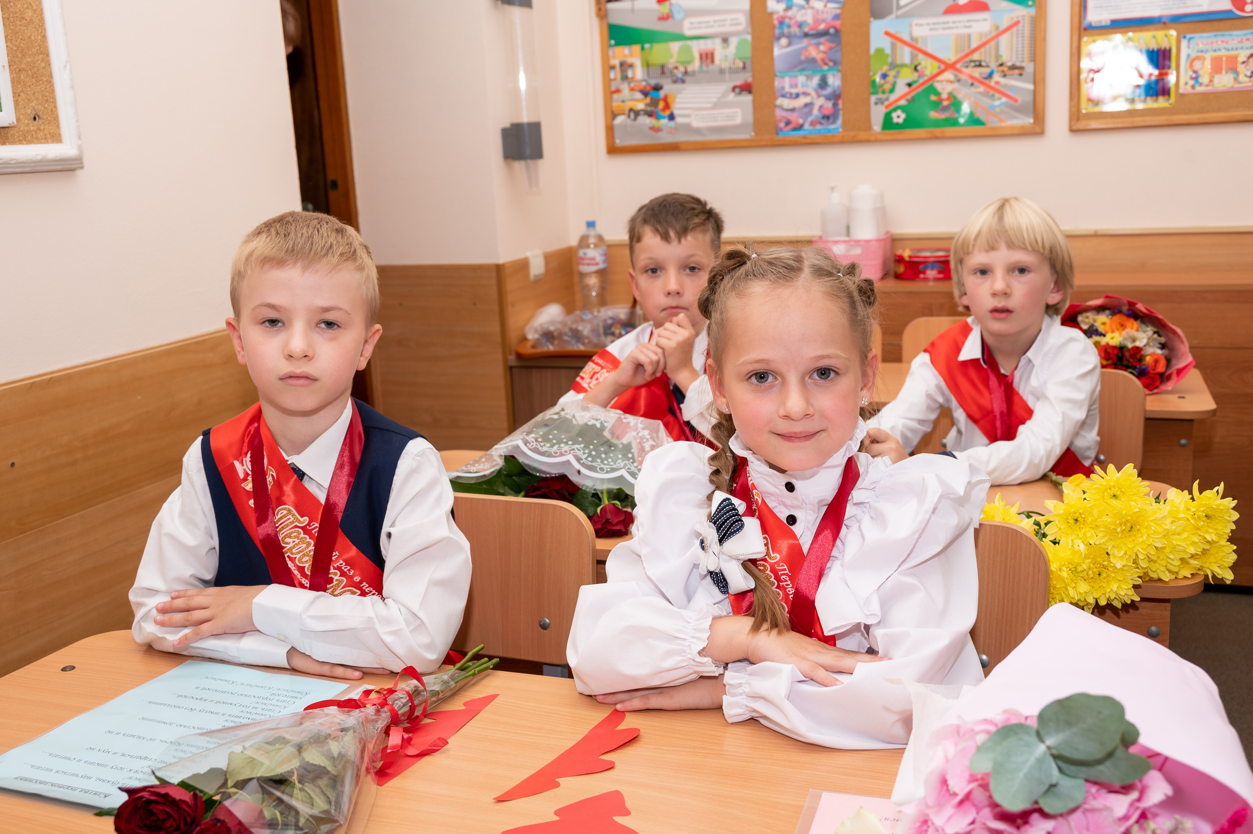 Школьная фотосессия в Туле. Портретный, семейный, свадебный фотограф. Бизнес, контент съёмка. Тула