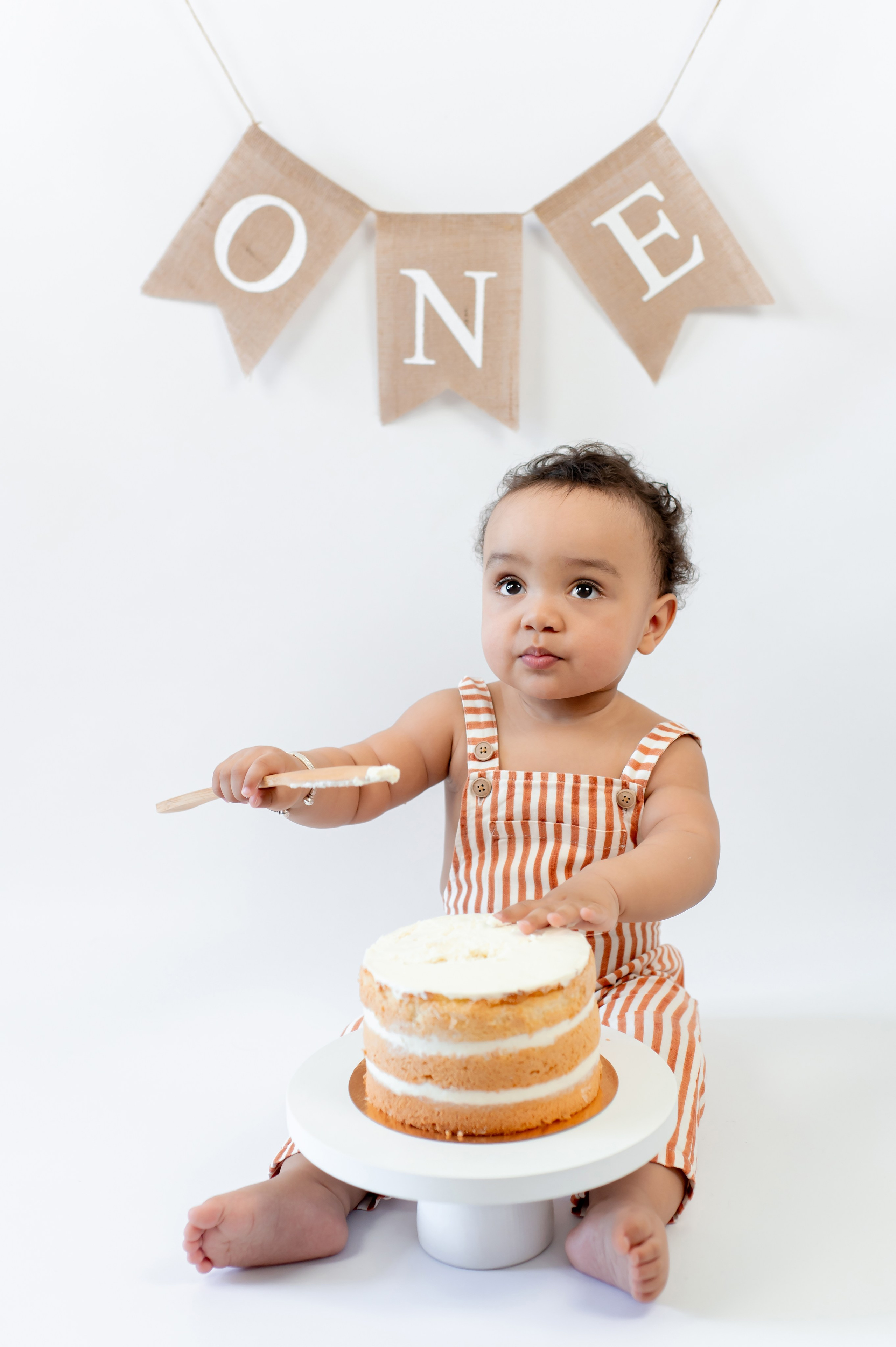Талла. Детский и семейный фотограф Эльмира Веселова. Детская фотостудия Мира. Фотосессия на годик
