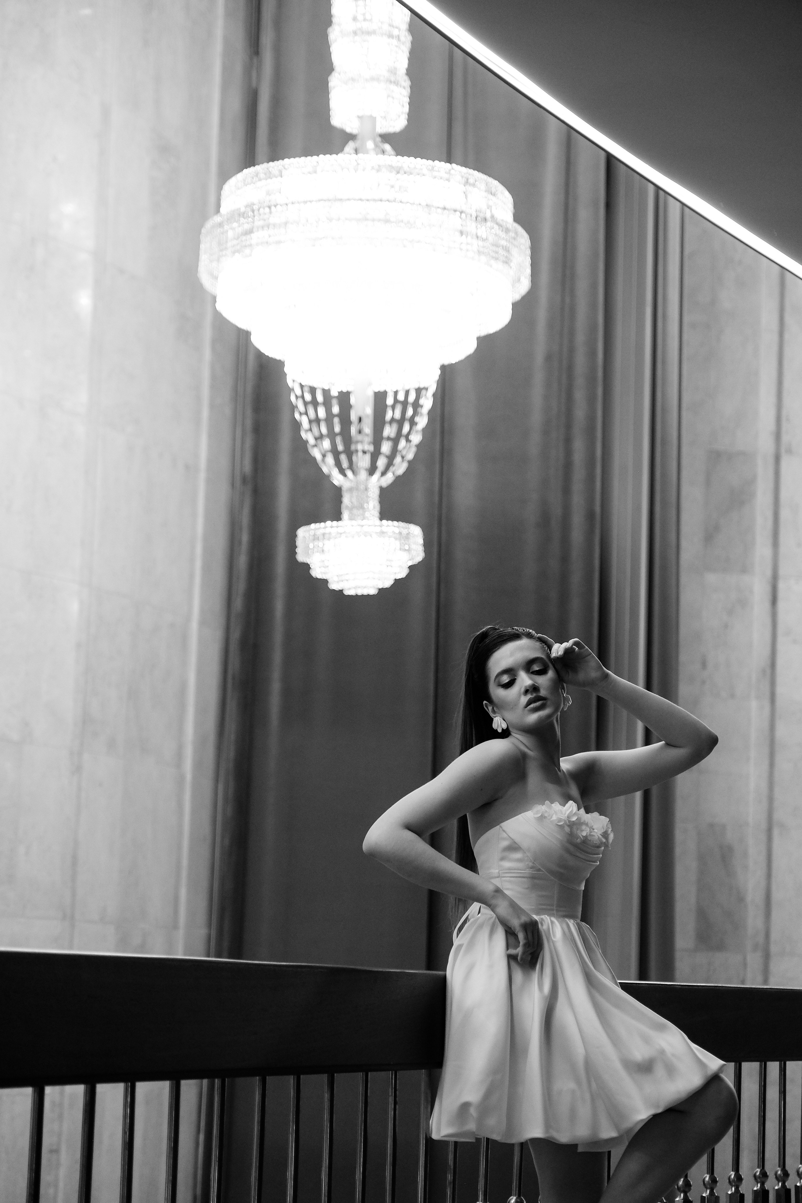 Свадебная фотосессия в театре драмы имени Наума Орлова. Свадебный фотограф в Челябинске Сырчикова Наталья