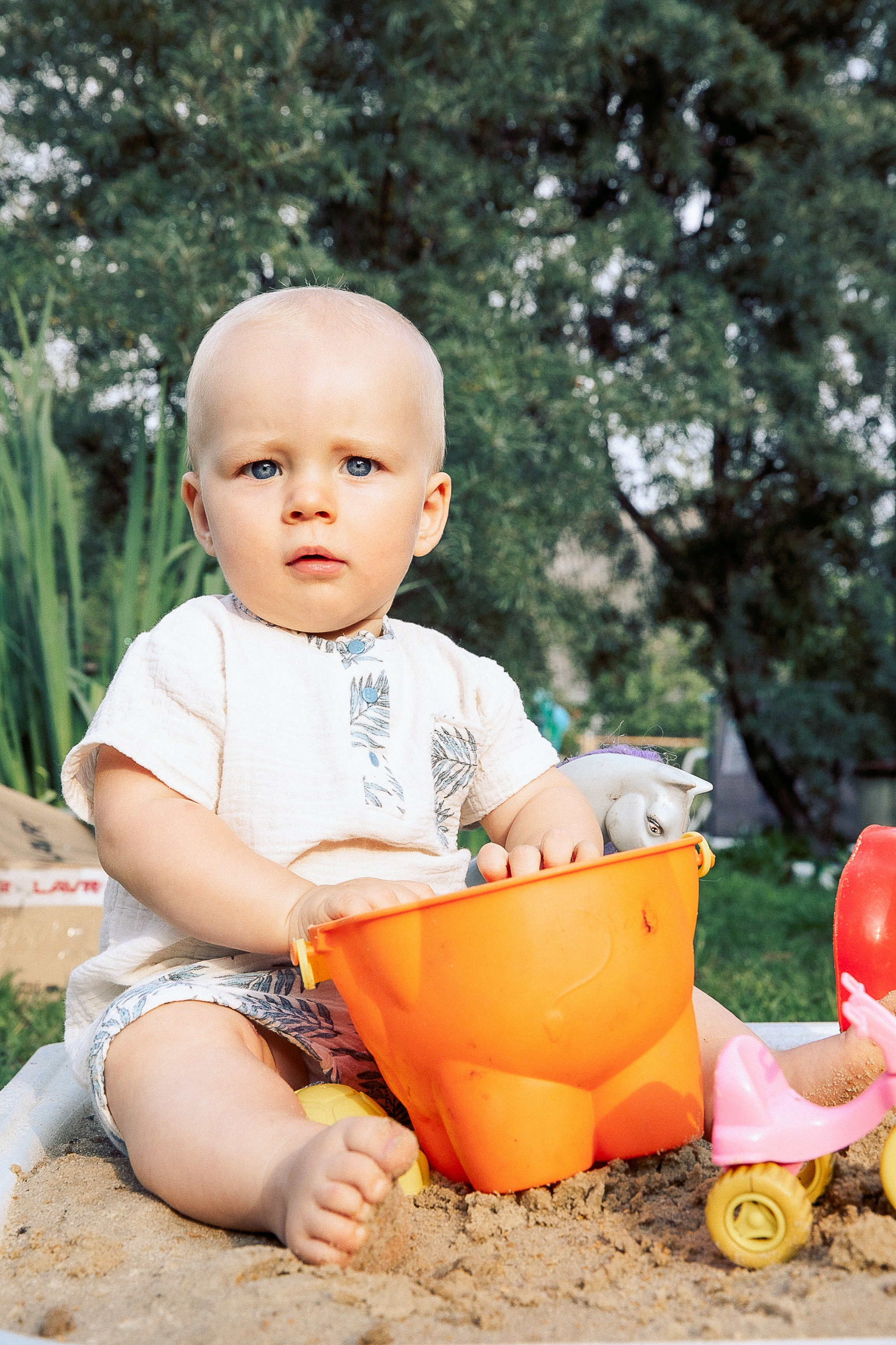 Фотосъемка на даче — это прекрасный способ сохранить в памяти самые теплые и счастливые моменты вашей жизни. Семейный и детский фотограф. Москва. Пронина Тома