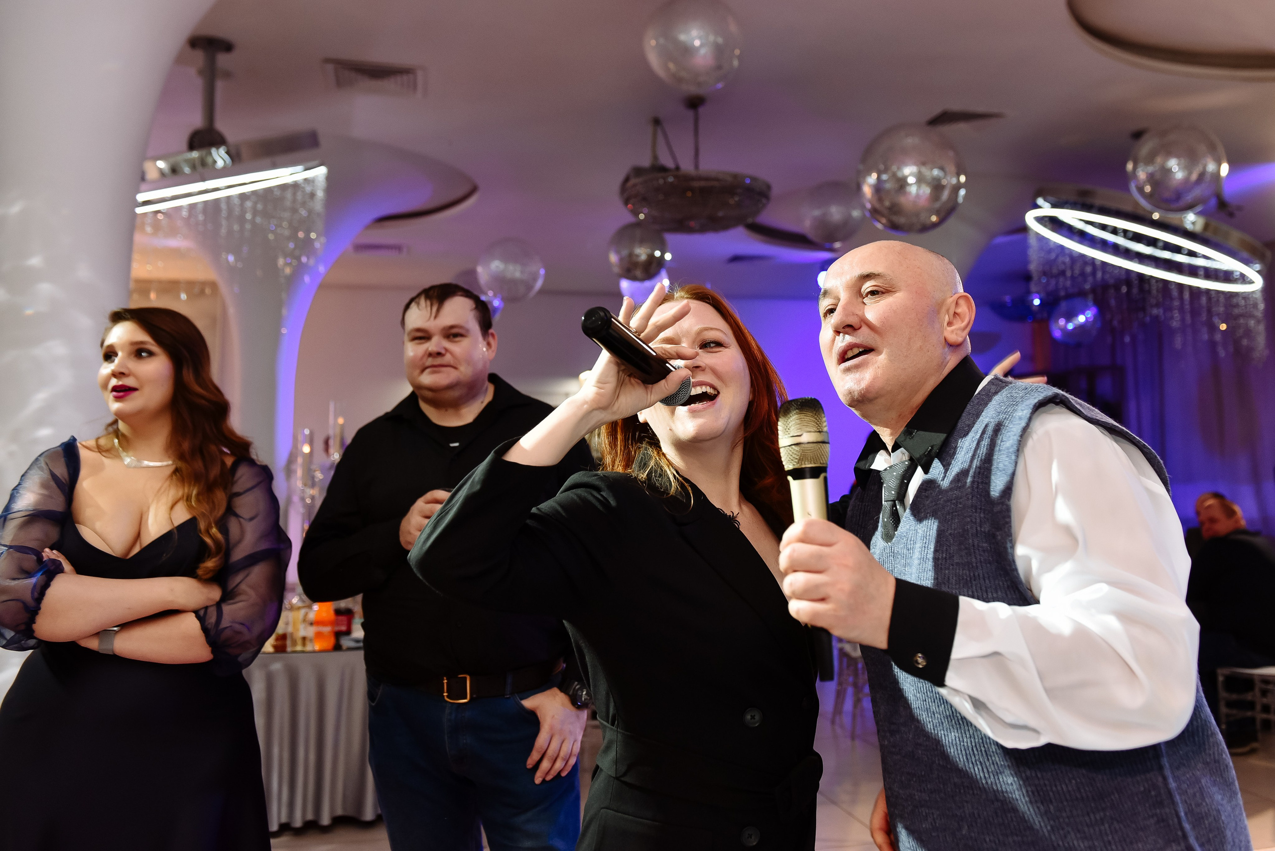 Новогодний корпоратив в ресторане Nebesa. Анастасия Петрович фотограф, фотокорреспондент в Москве и Санкт-Петербурге. Фотосъёмка репортажа, мероприятия, корпоративная съёмка, контент