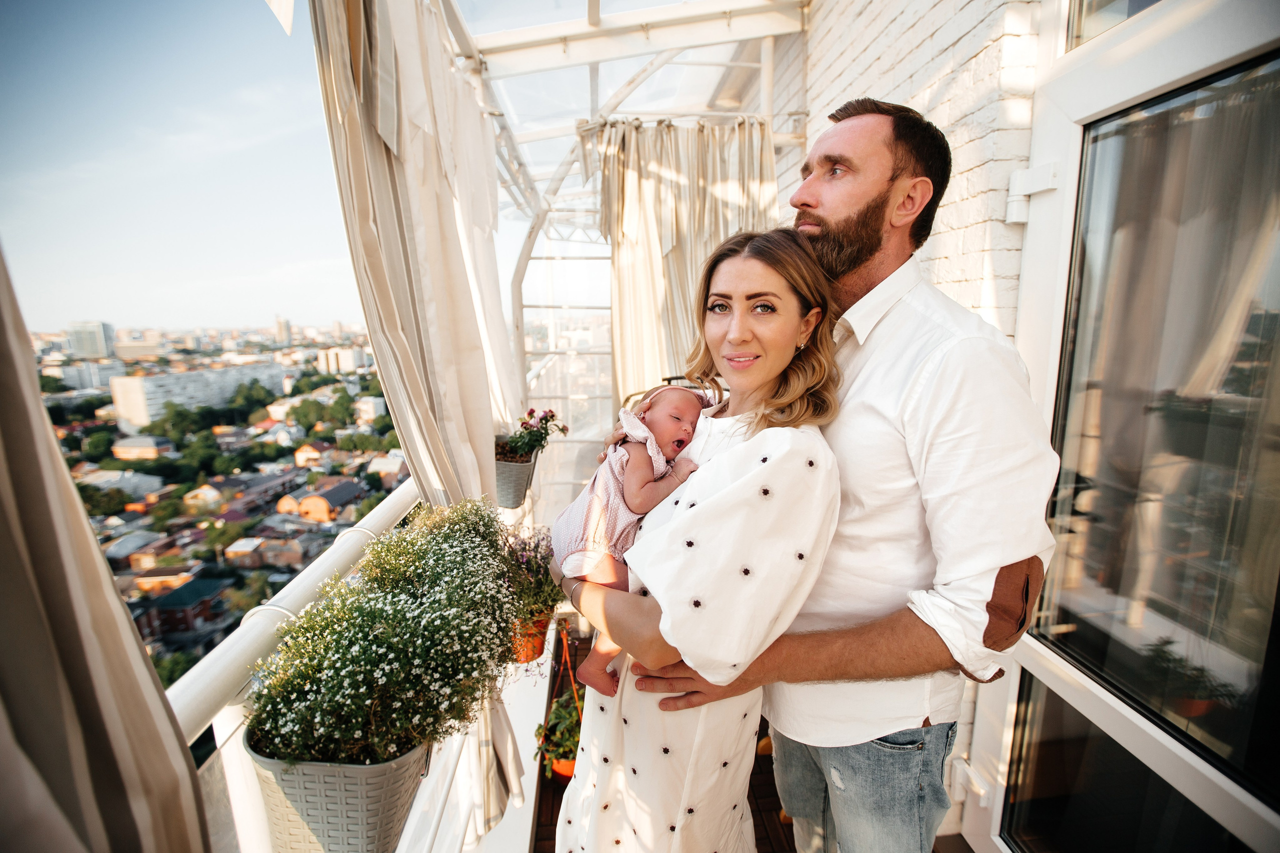 Выписка из роддома. Семейный фотограф в Краснодаре Нина Курнявко