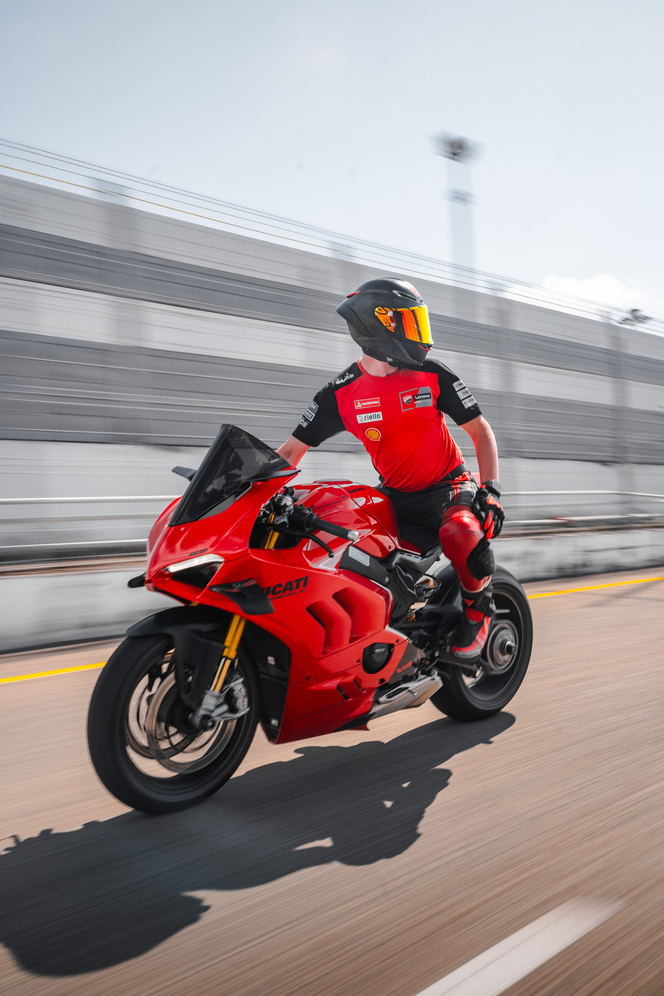 Ducati V4s. Автомобильный и просто лучший фотограф в Сочи Nikita No Name