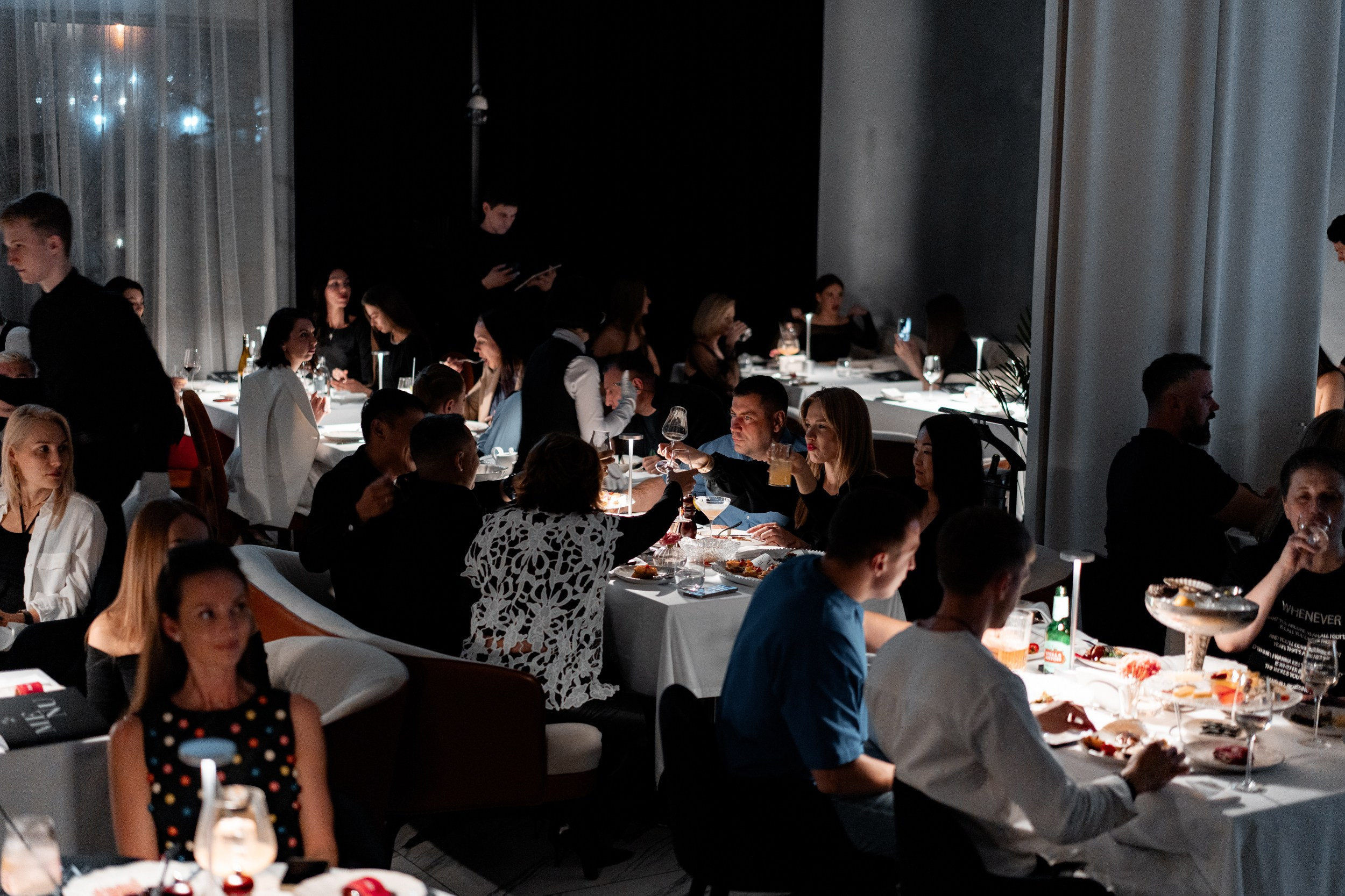 BIG GALA CONCERT. BENUAR Restaurant