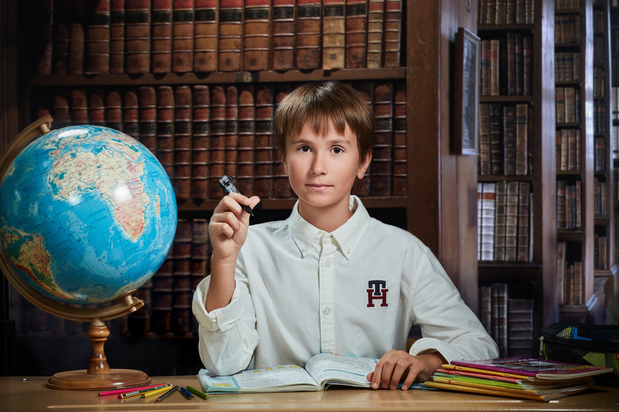 Студия Школьной Фотографии — стильные и современные выпускные альбомы