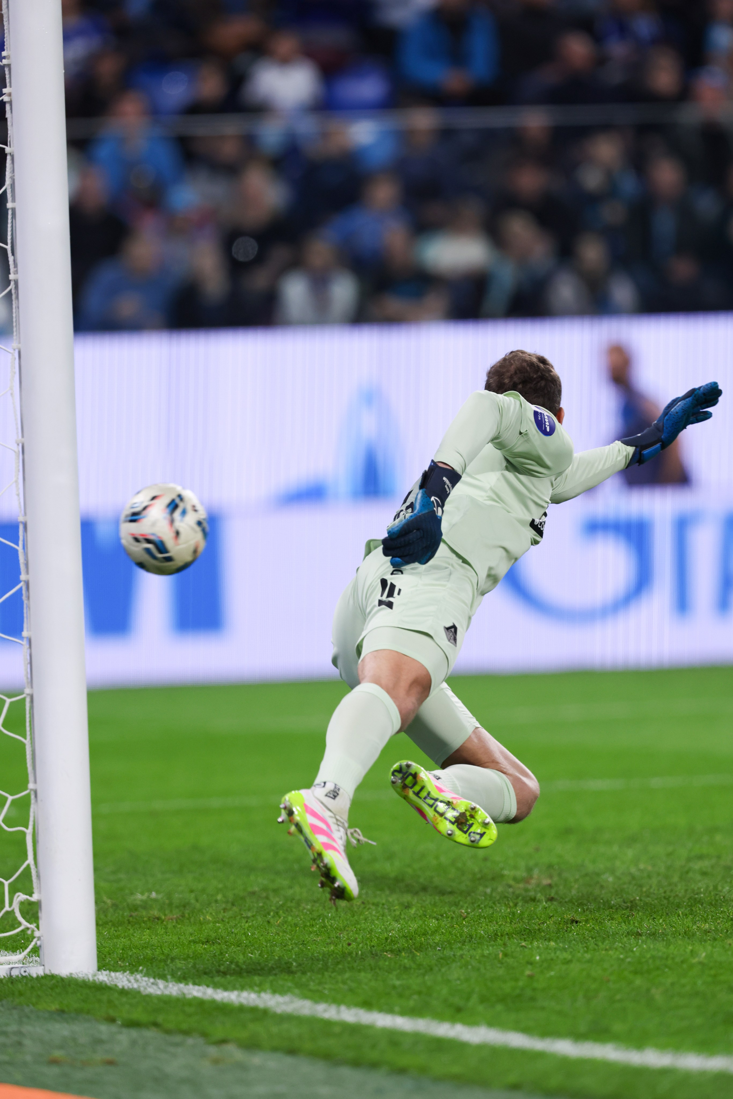 ФК «Зенит» — ФК «Локомотив» 14 тур РПЛ 01.11.2025. Спортивный и репортажный фотограф Антон Тереханов