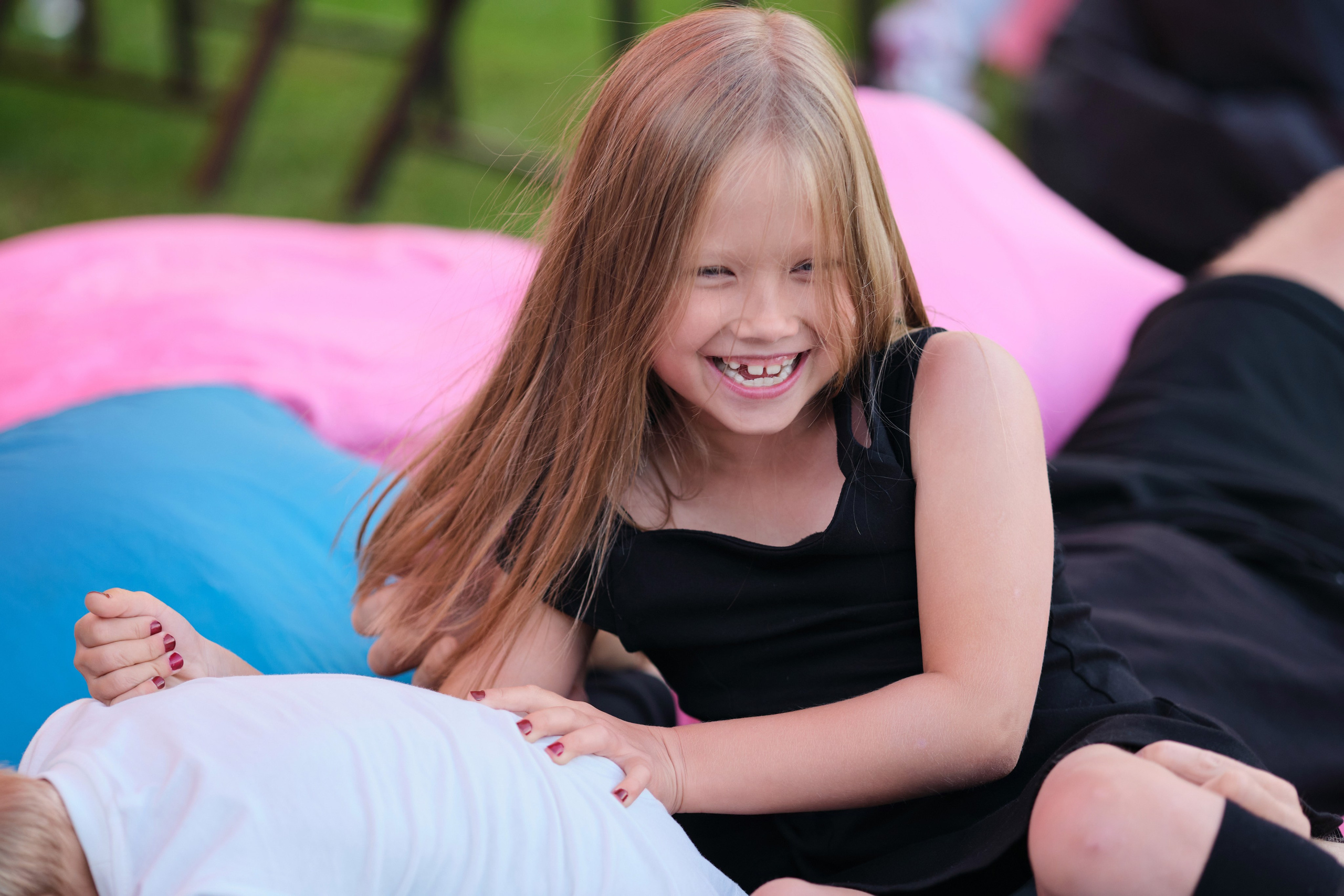 Фотосъёмка детского дня рождения Арианы. Репортажный фотограф Дмитрий Литвинский. Минск, Беларусь, мир