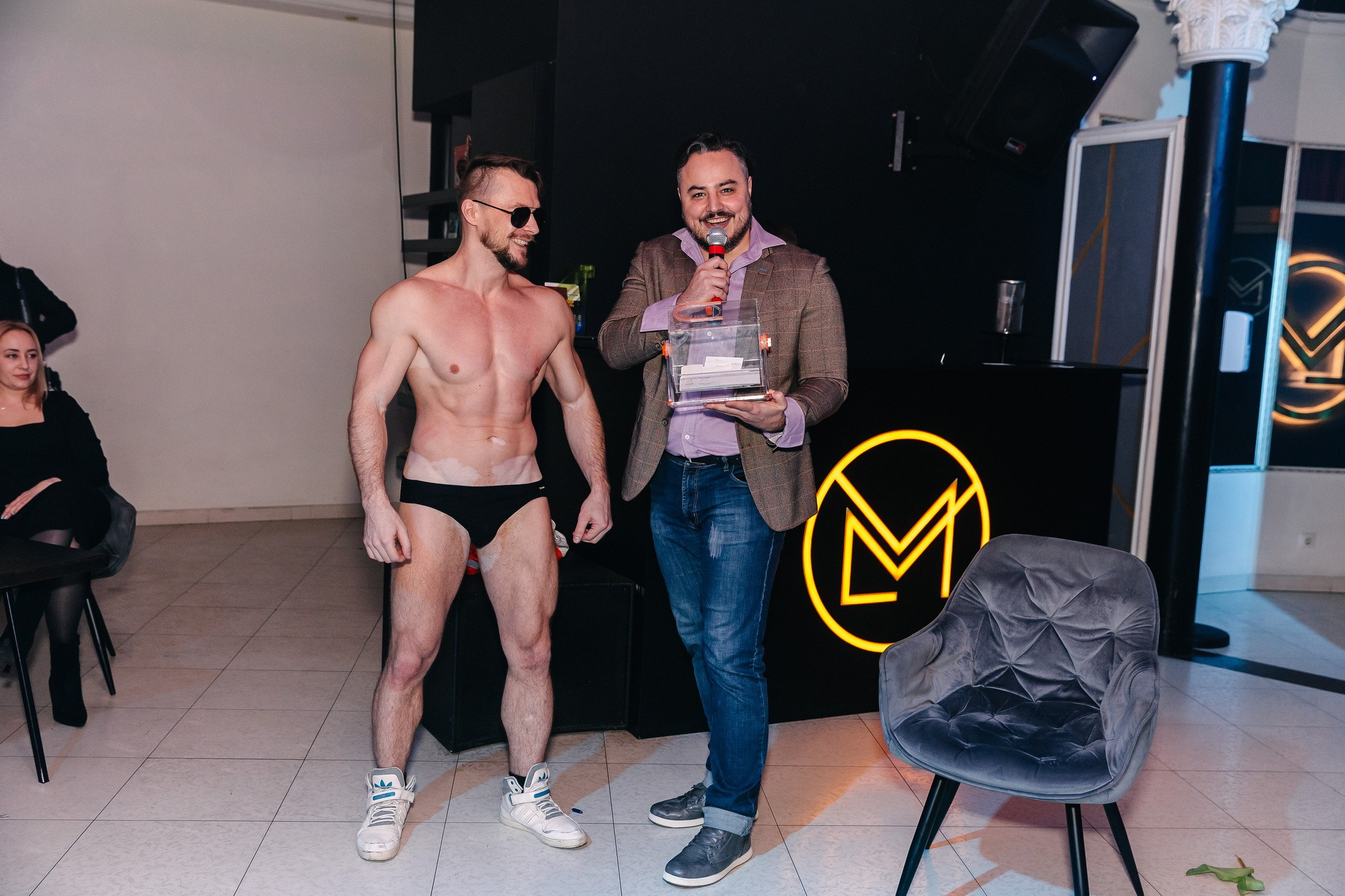 8 марта в лаунж-баре Major 2024. Свадебный, семейный и детский фотограф в Калининграде Елена Кравцова