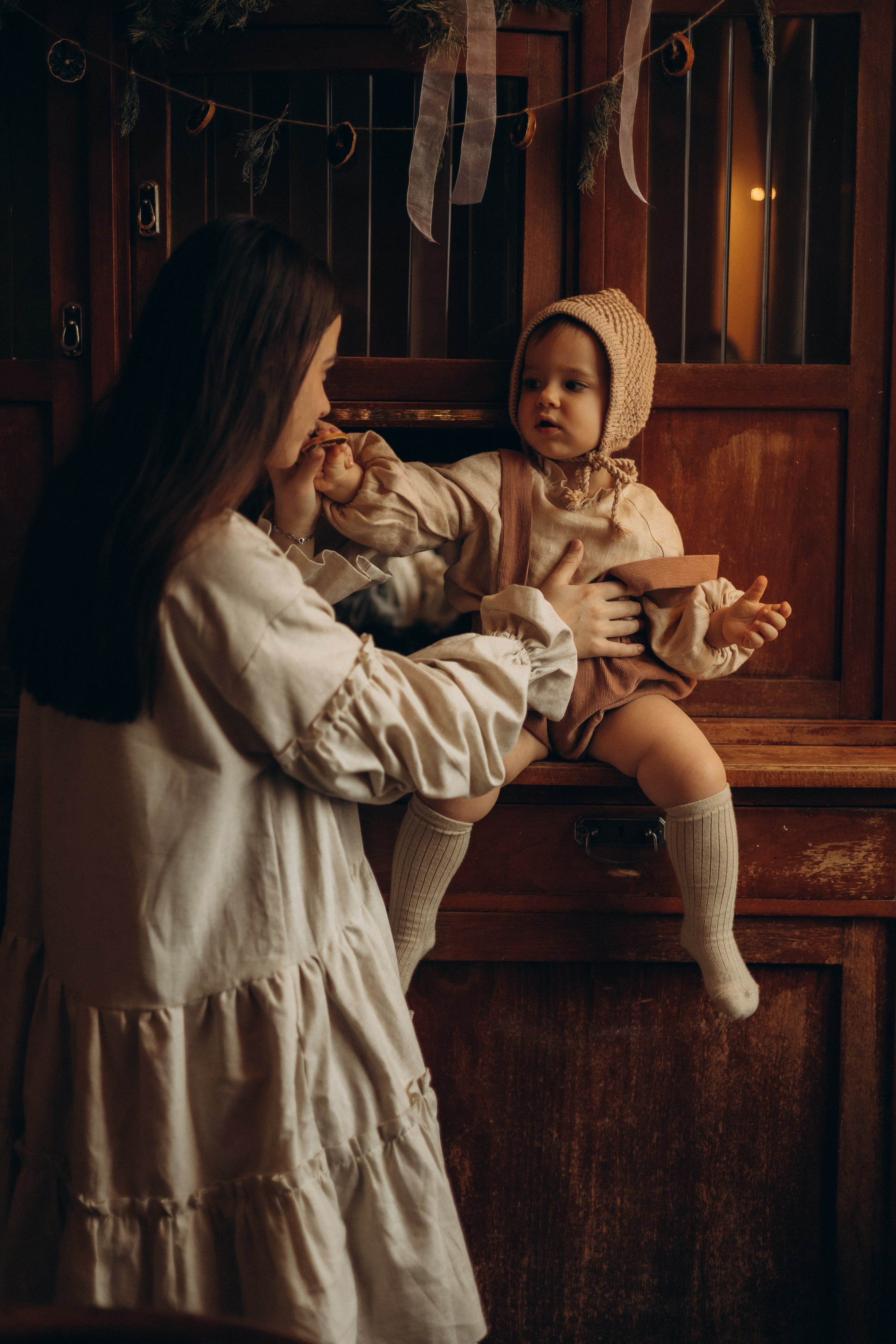 Валя и малышка Ева. Семейный, домашний, ньюборн фотограф Москва Цветкова Елизавета