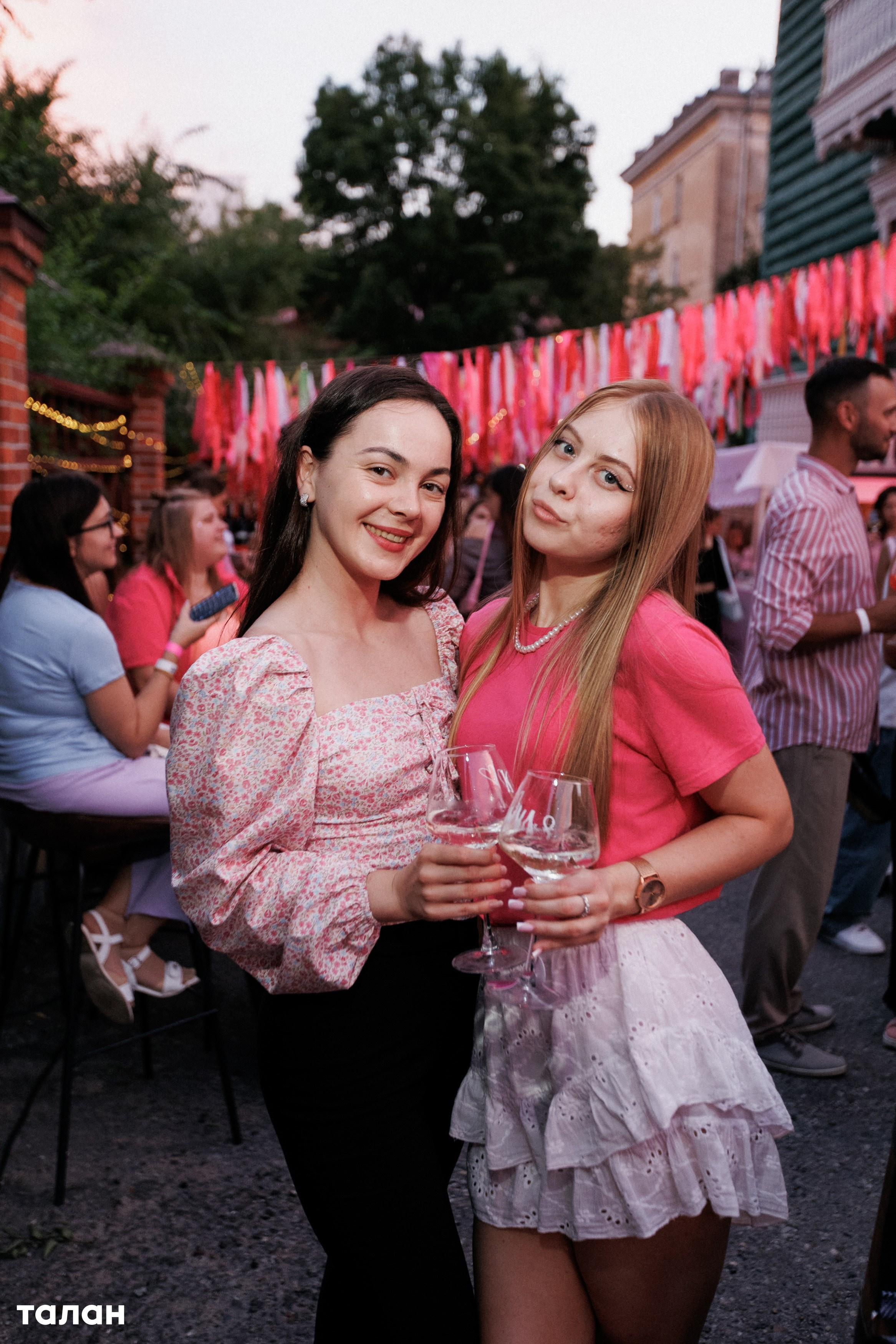 ВИНОТЕКА [бар+магаз] — BIRTHDAY PARTY. СВОИ. ФОТООТЧЕТЫ-СОБЫТИЯ-МЕСТА