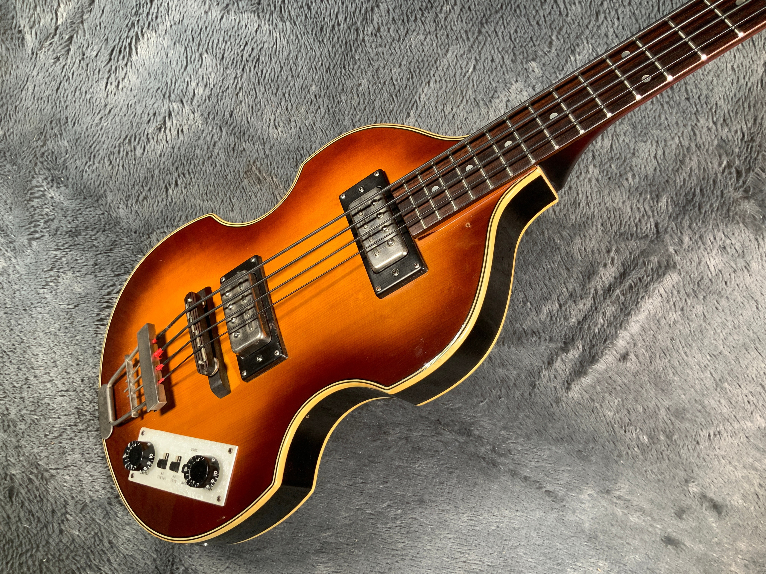 Norwegian Wood Vaio Bass