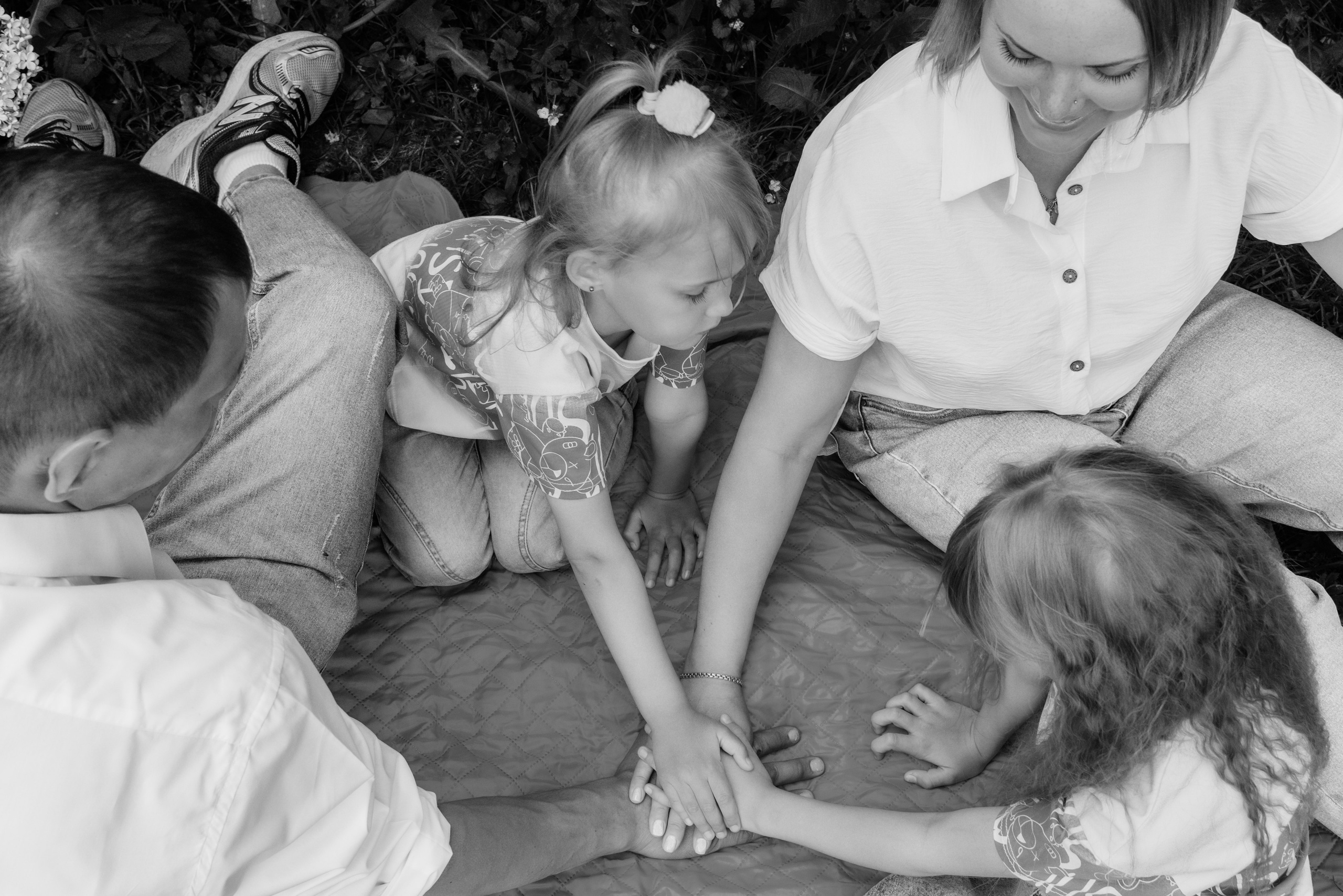 Семейная съемка в Лошицком парке. Ваш семейный фотограф в Минске — Вика Трегубова