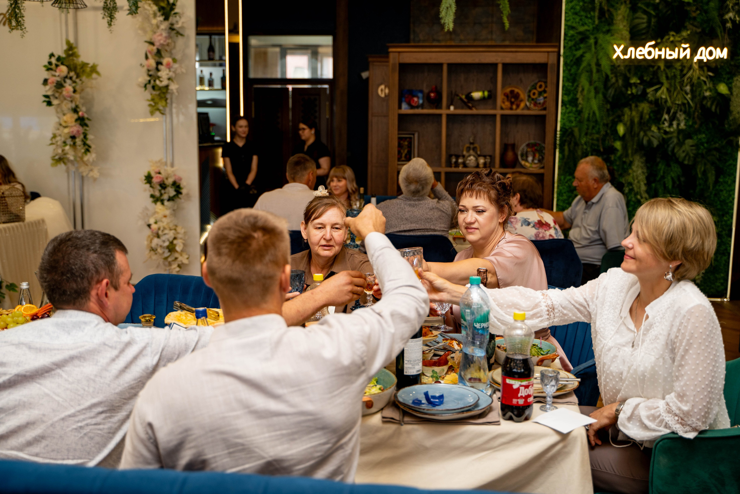 Данил и Анастасия. Видеосьемка, фотосьемка свадеб, юбилеев, утренников в Краснодарском кр