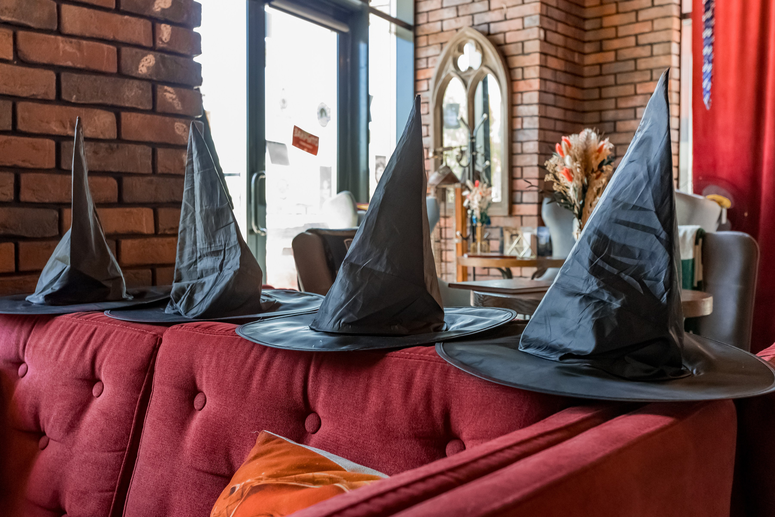 Фотосъемка для кофейни Три Метлы. Интерьеры, Контент, Портреты | Фотограф в Москве Дани Терно