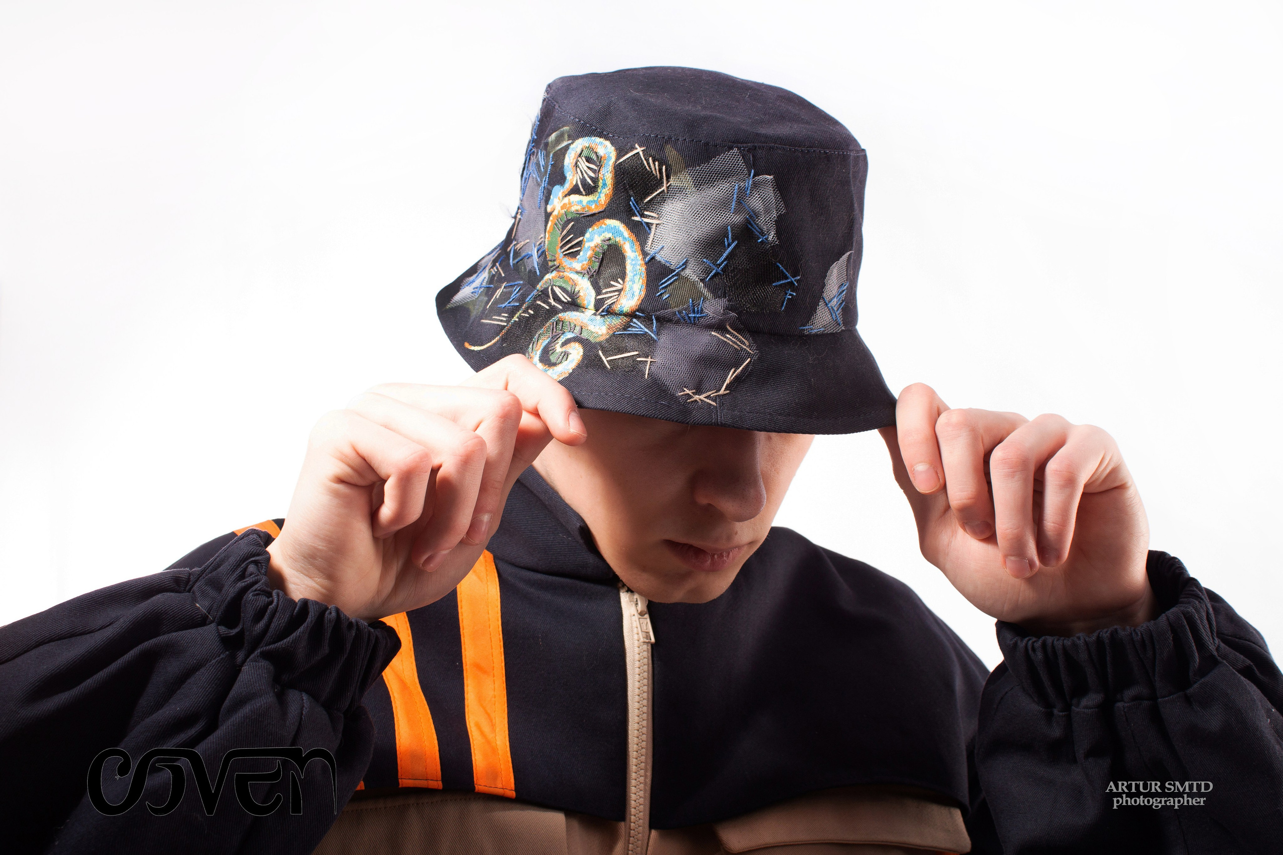 Каталог — «COVEN» brand by Maria Korobova design. Фотограф из Новосибирска Артур Шамсутдинов