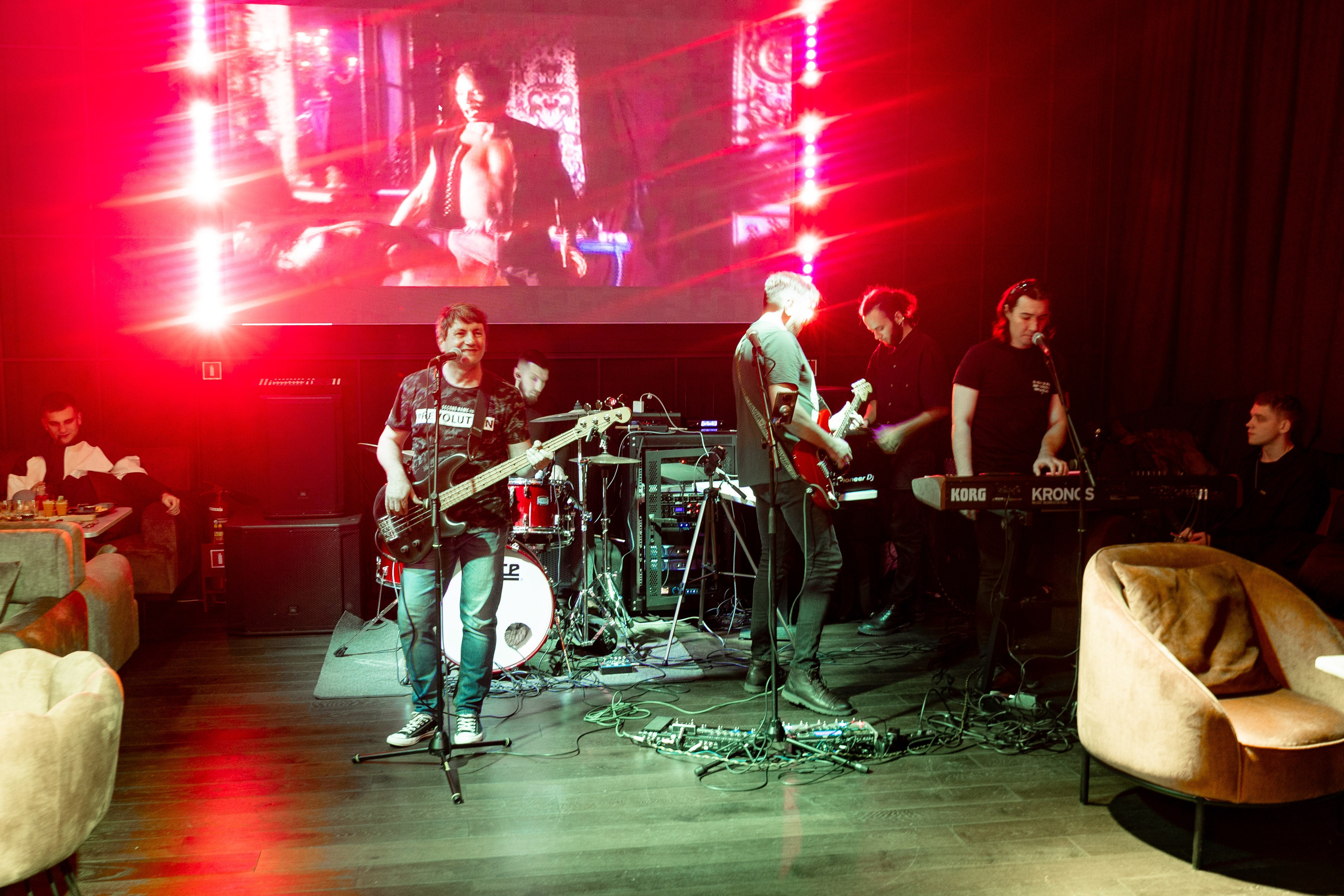 Мята Platinum Атлантис. Фотограф Никита Комаров