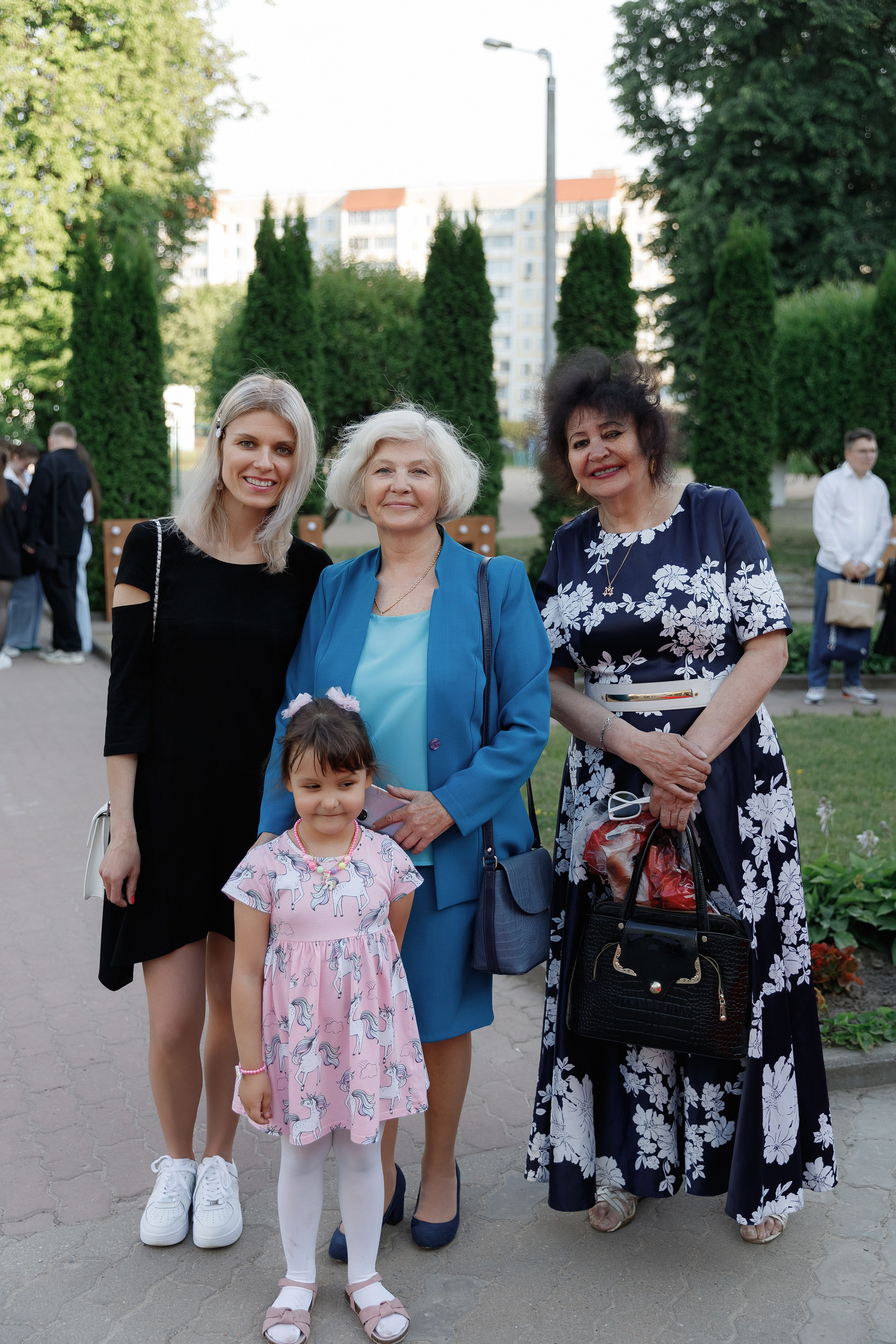 Школьный выпускной 2023 год в Минске. Свадебный фотограф в Минске/Беларуси Сергей Спиридонов