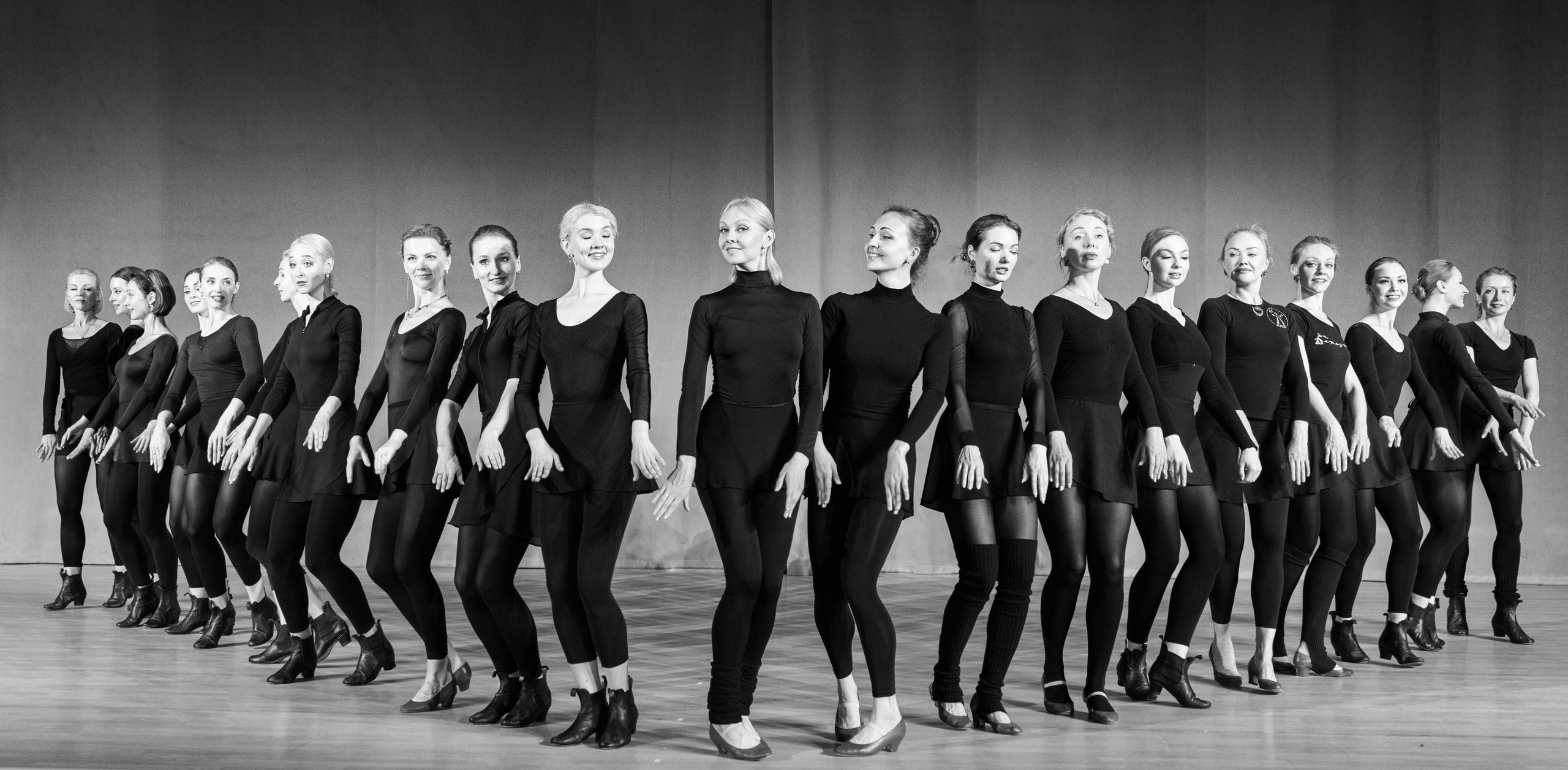 Ансамбль «Берёзка» им. Н. С. Надеждиной. Фотограф Николай Костюк