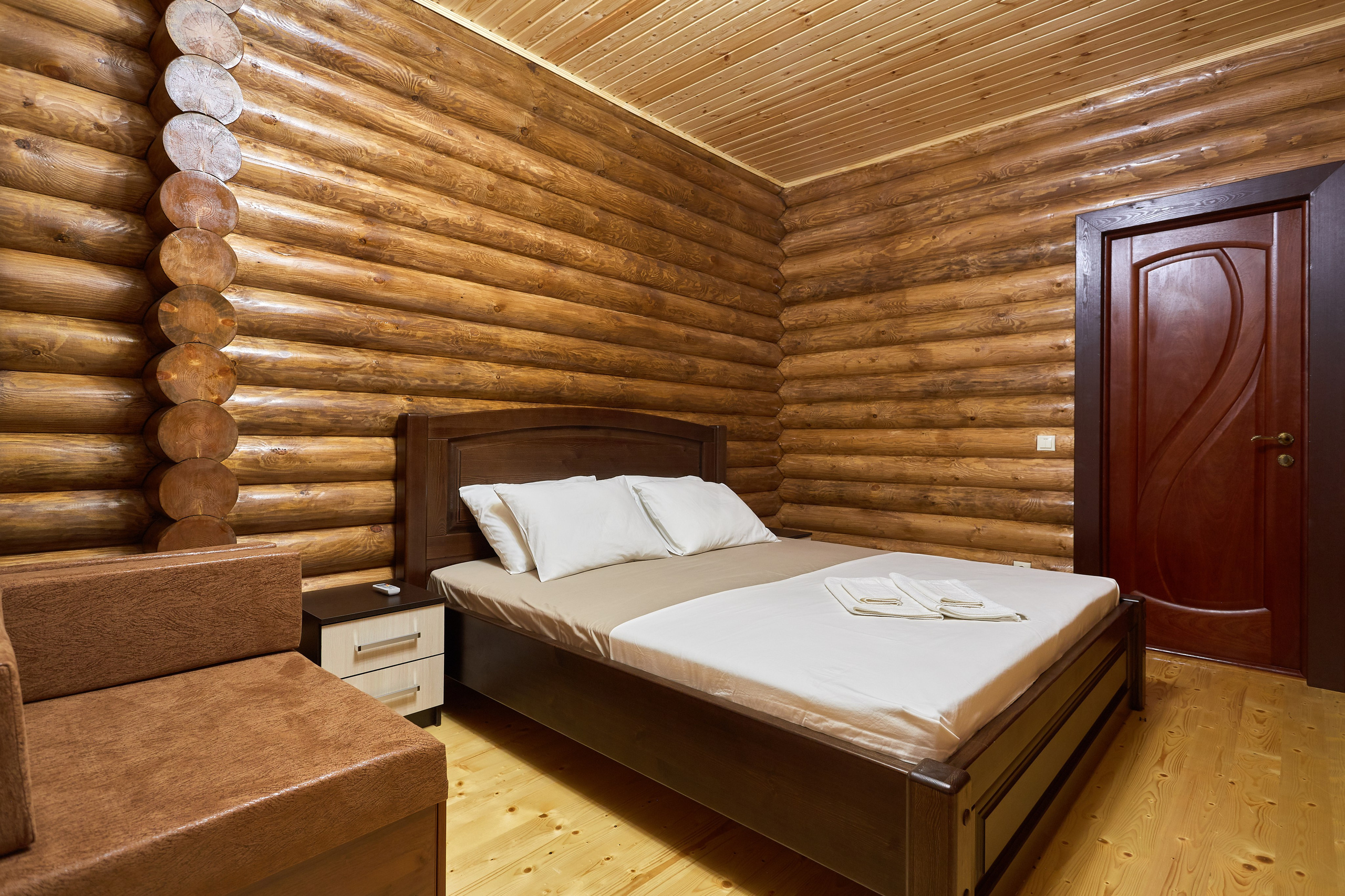 KRISNA ГУДАУТА. Семейный фотограф на крещение и венчание