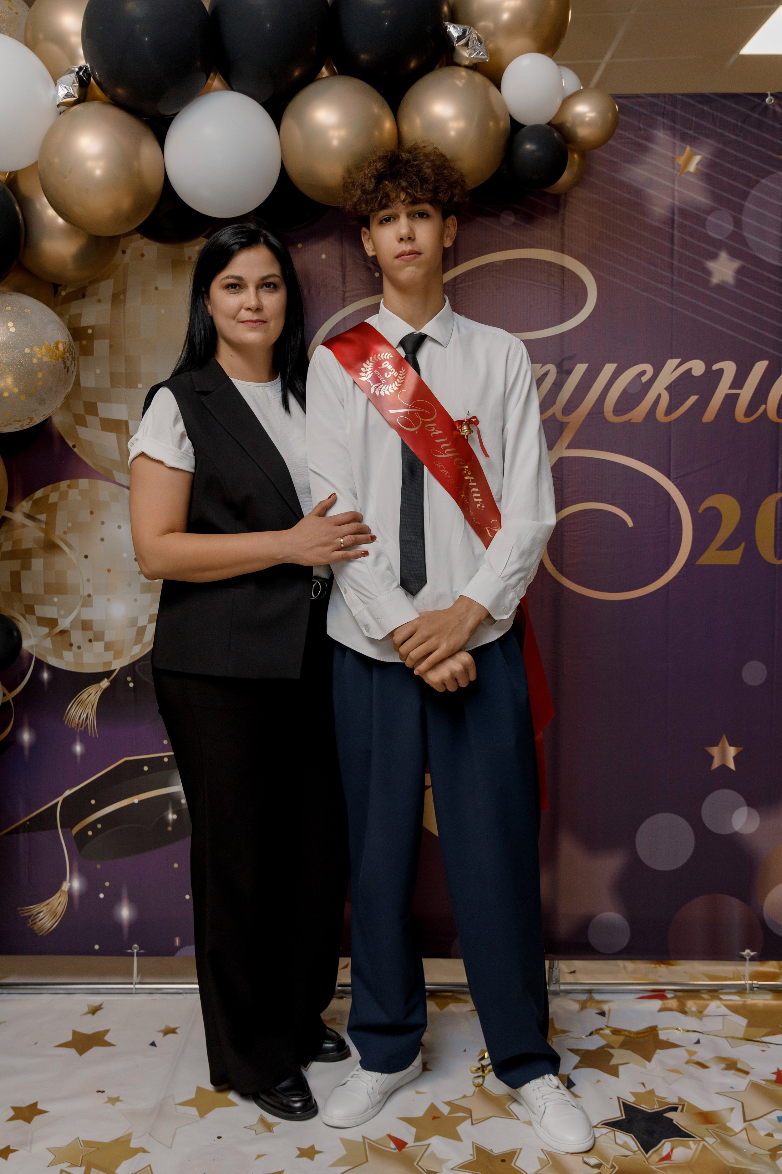 Выпускной школа 107 г Краснодар. Выпускные альбомы в Краснодарском крае