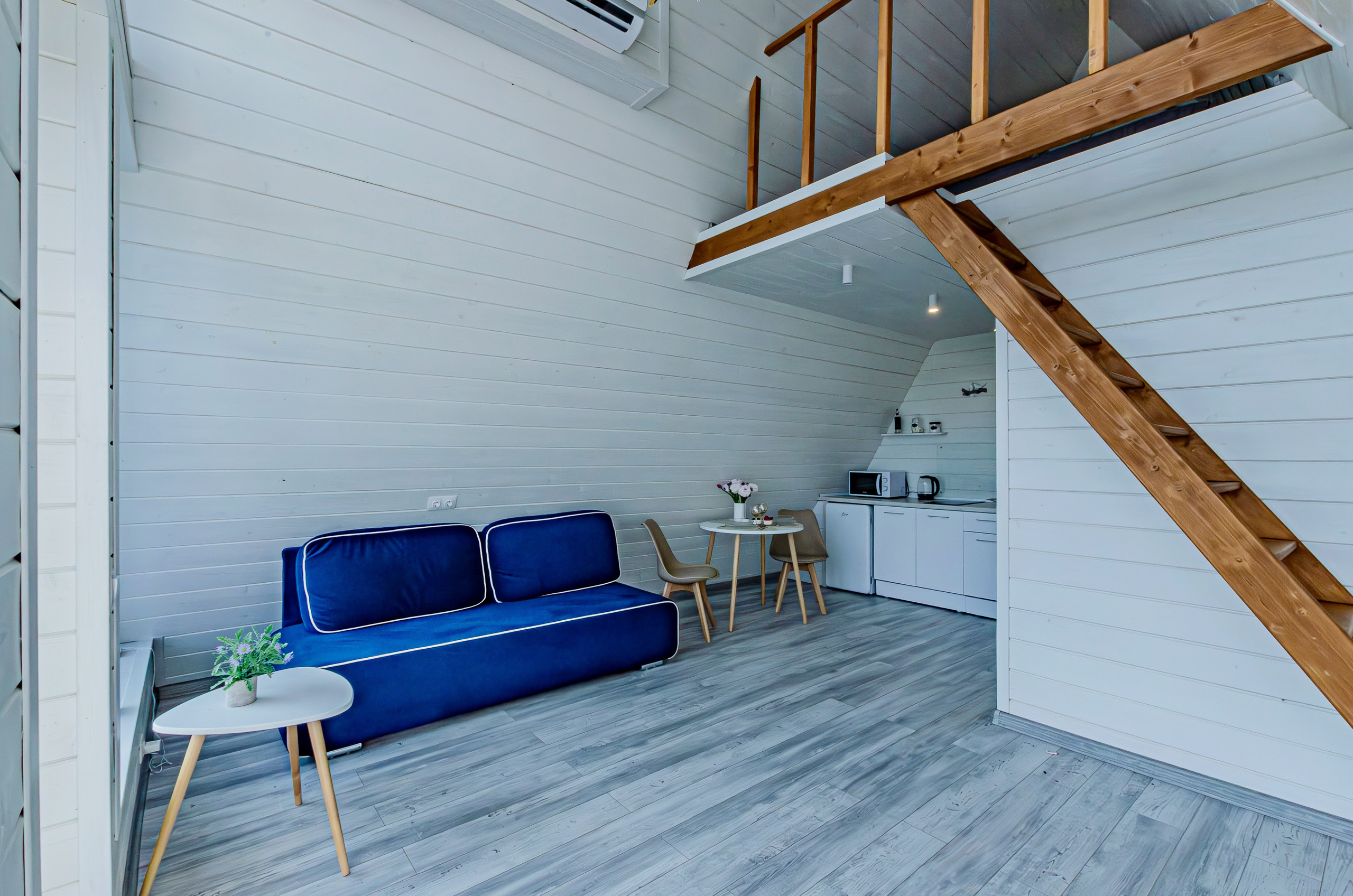 Лейк глемпинг белый. Nataliphotokzn.ru Фотограф. Казань. Интерьерная съёмка