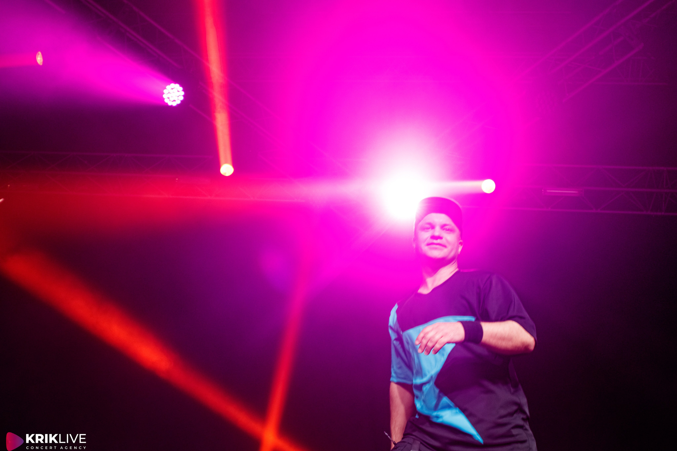 Дискач 90-х. Портретный и пейзажный фотограф Никита Павлов