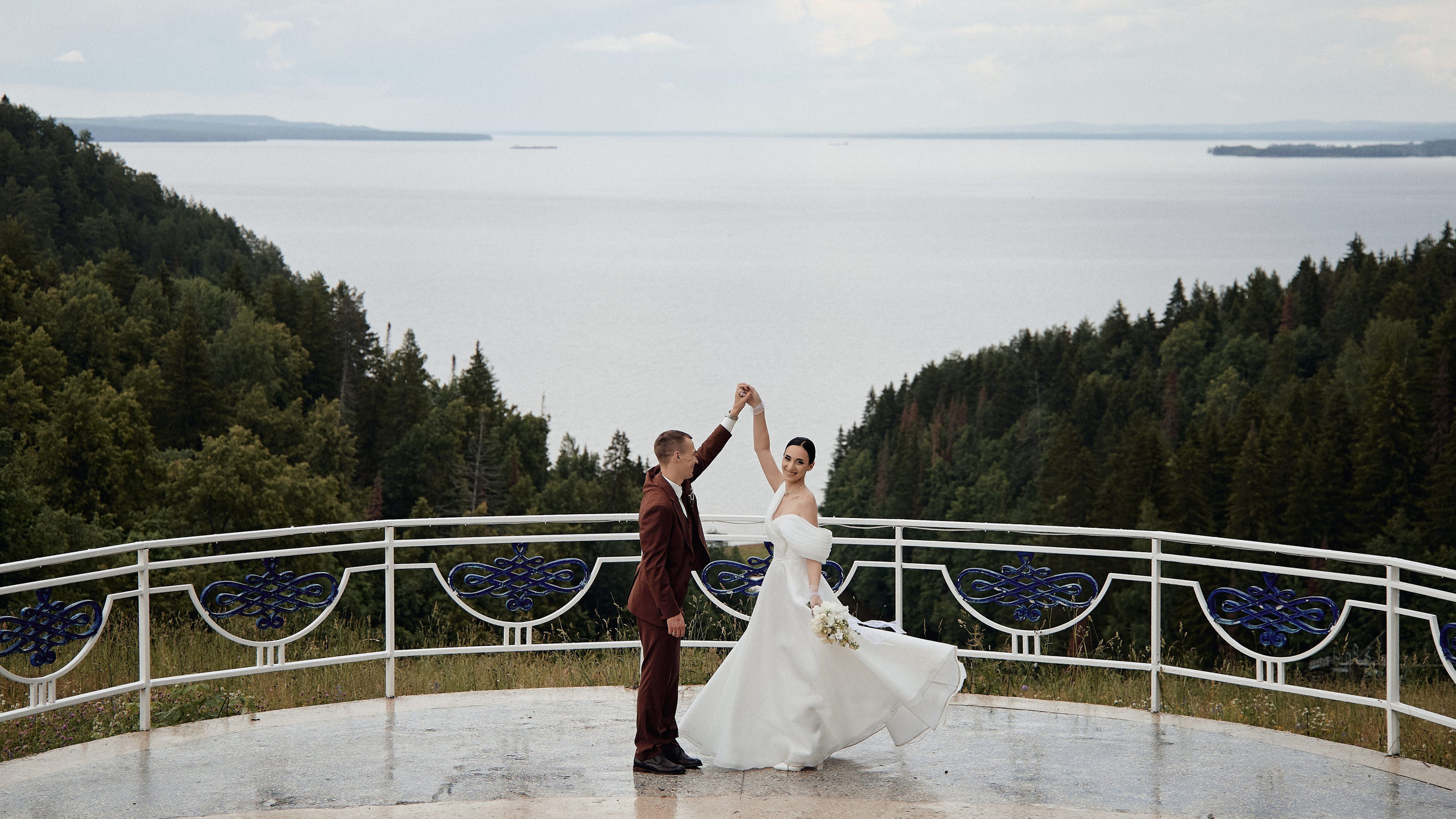 Егор и Лаура. Свадебный фотограф Чайковский