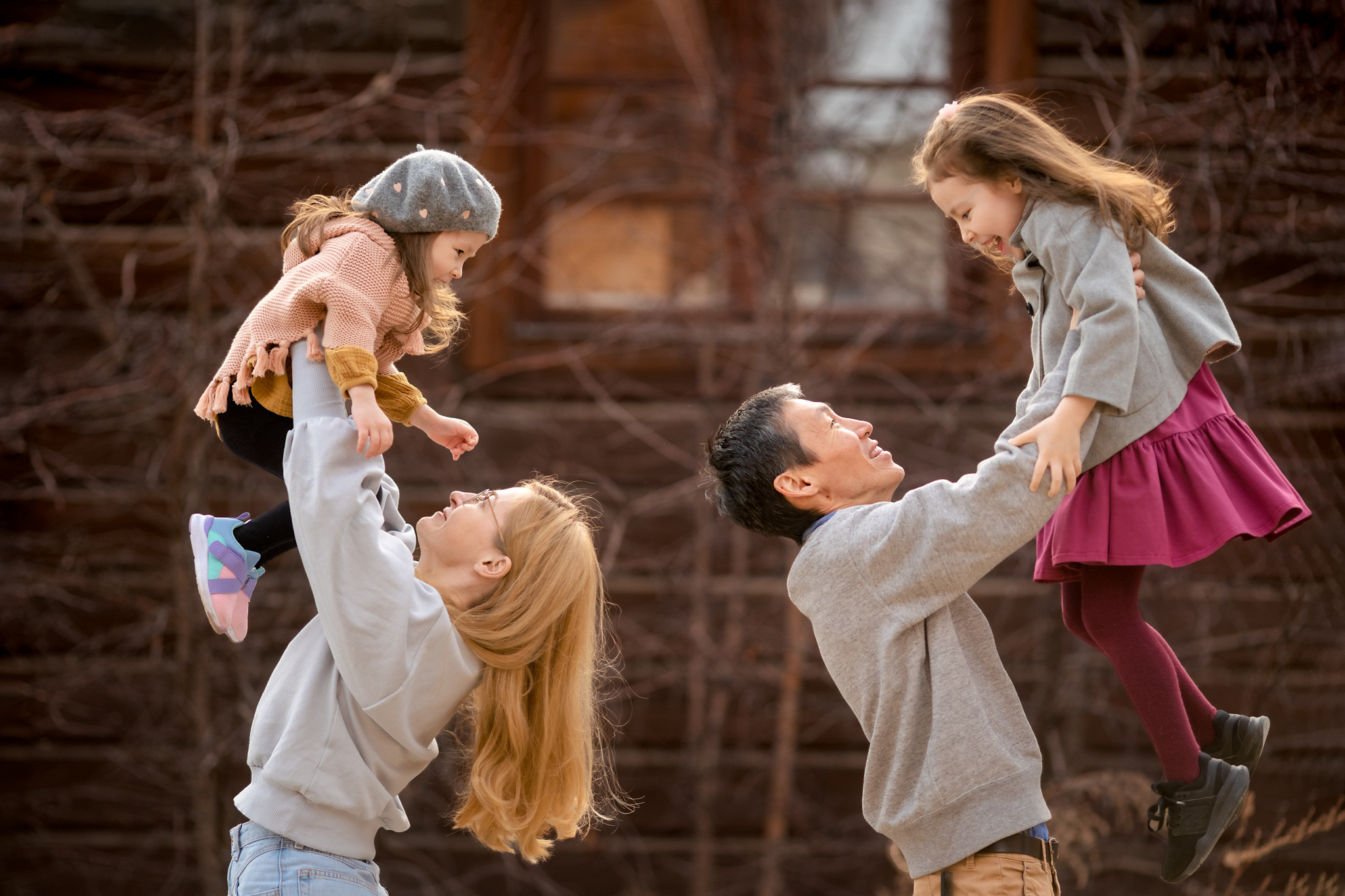 Уличные фотосессии. Семейный и детский фотограф в Якутске Анастасия Рыжикова