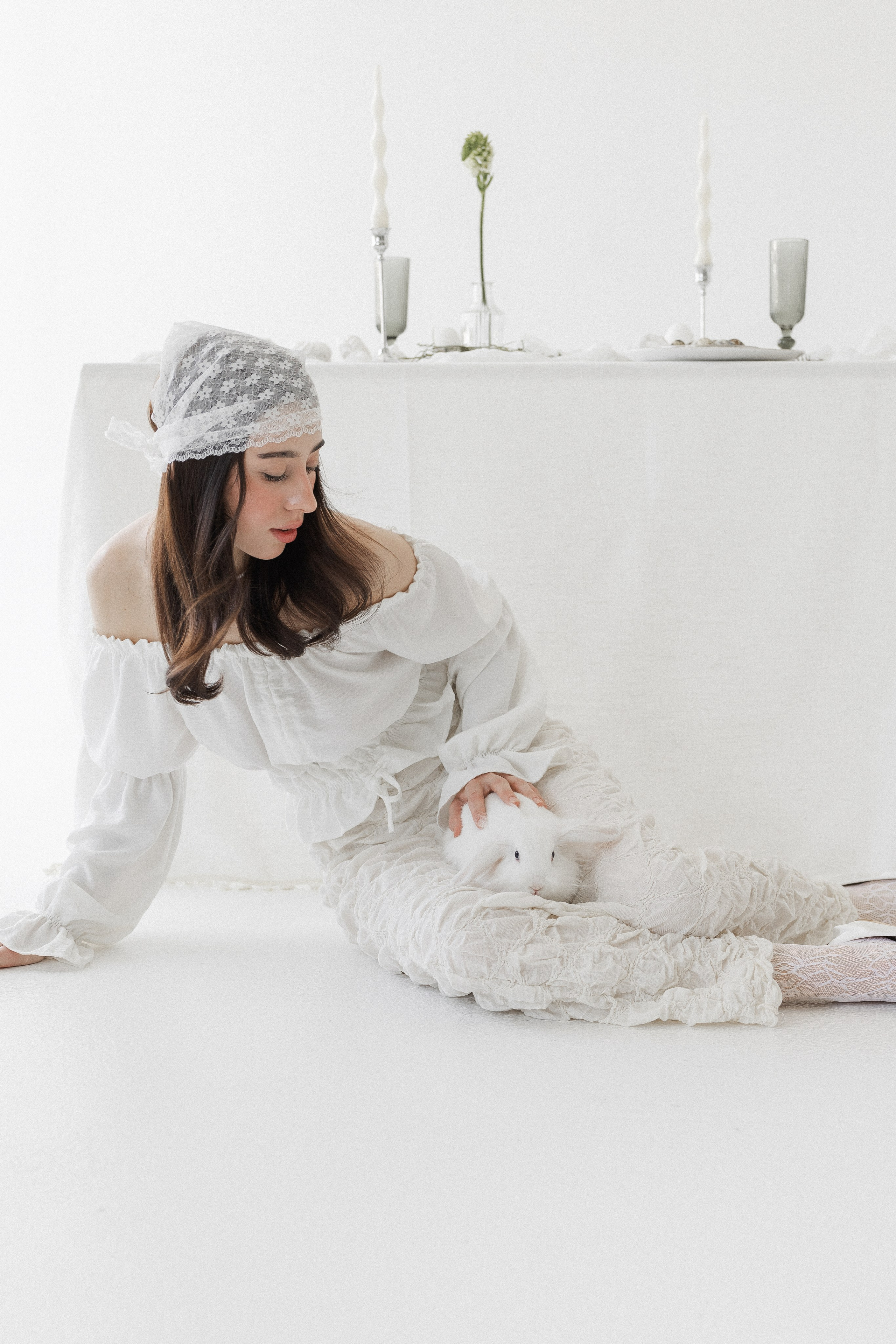 Творческая съемка к Пасхе с кроликом. Главная