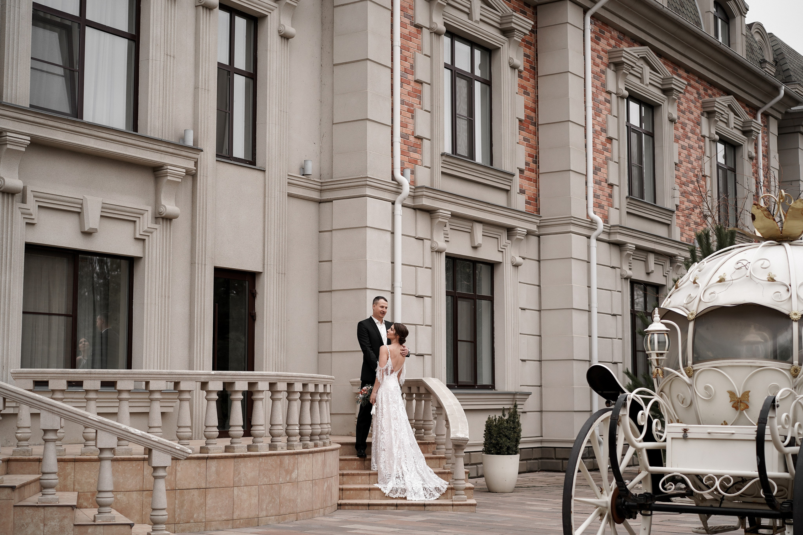 Свадебная фотосессия в Графском парке. Ростов-на-Дону. Свадебный фотограф в Ростове-на-Дону. Таинство Крещения и Венчания, семейные фотосессии. Алёна Чёботова