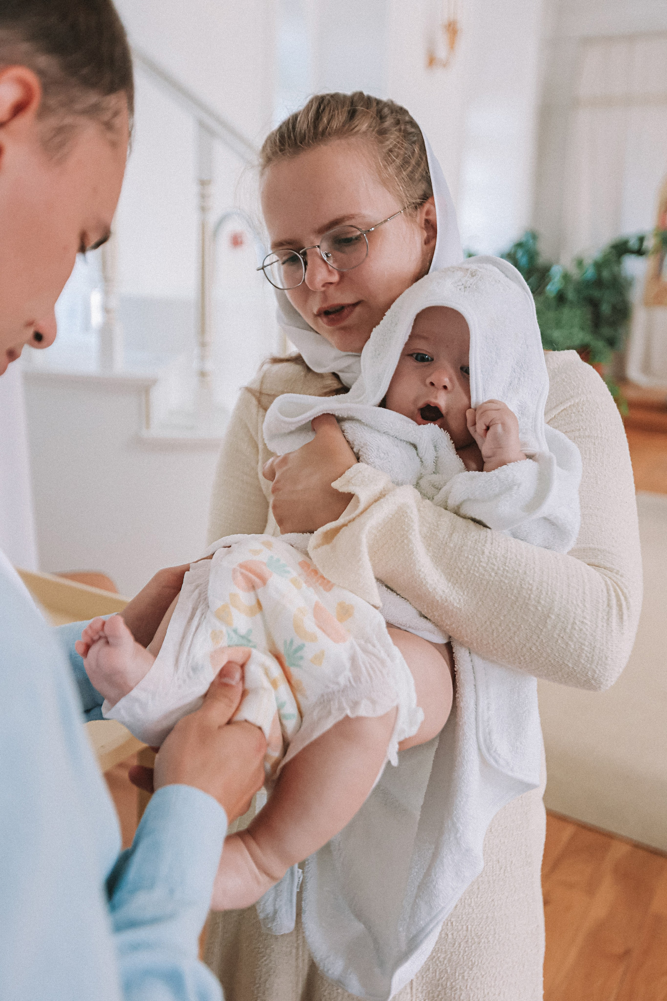 Крещение церковь около моста влюбленных. Семейный фотограф Тюмень, фотограф на роды Салмина Мария