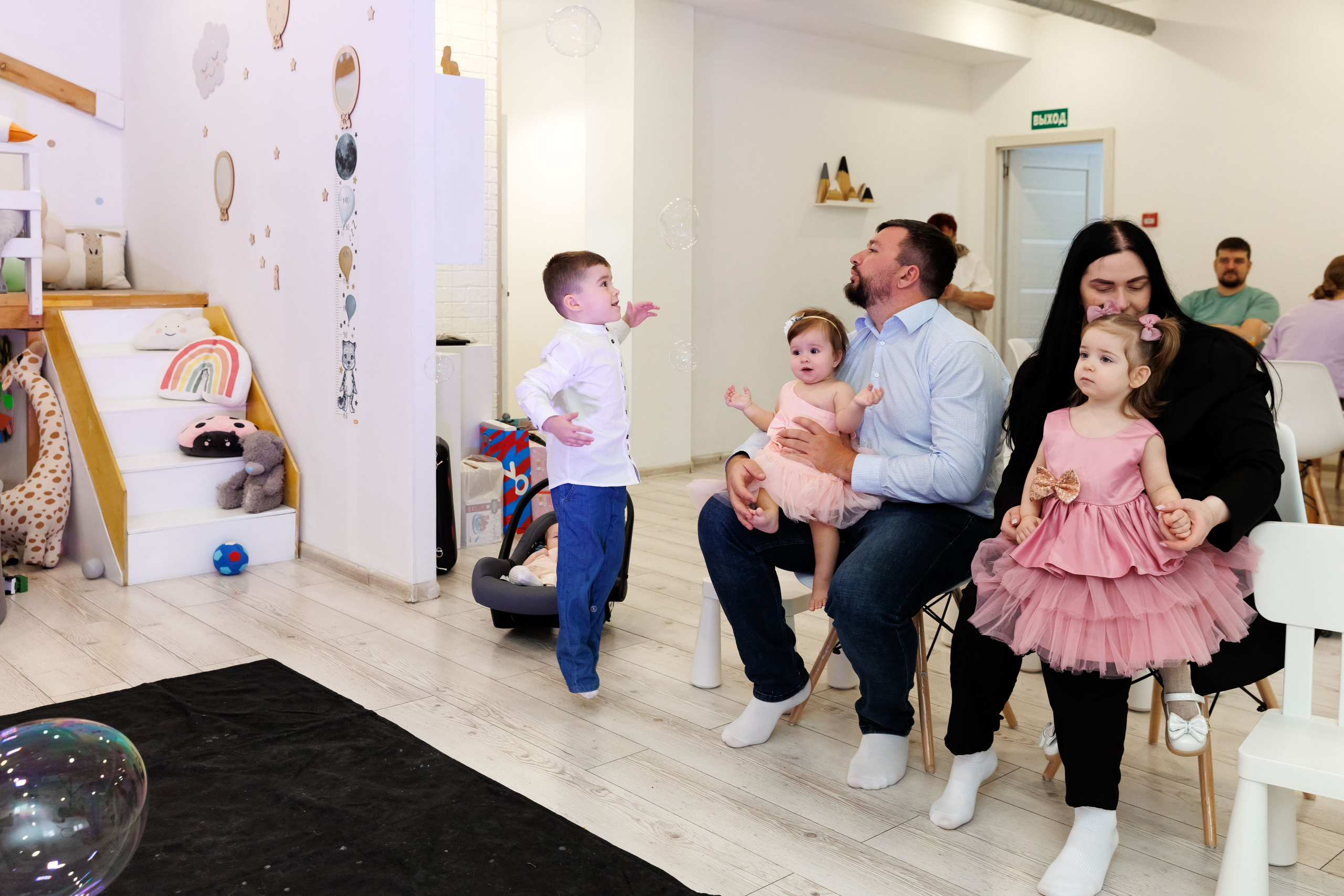 Клуб семейных развлечений Гости. Фотограф Новосибирск — Наталья Гресь