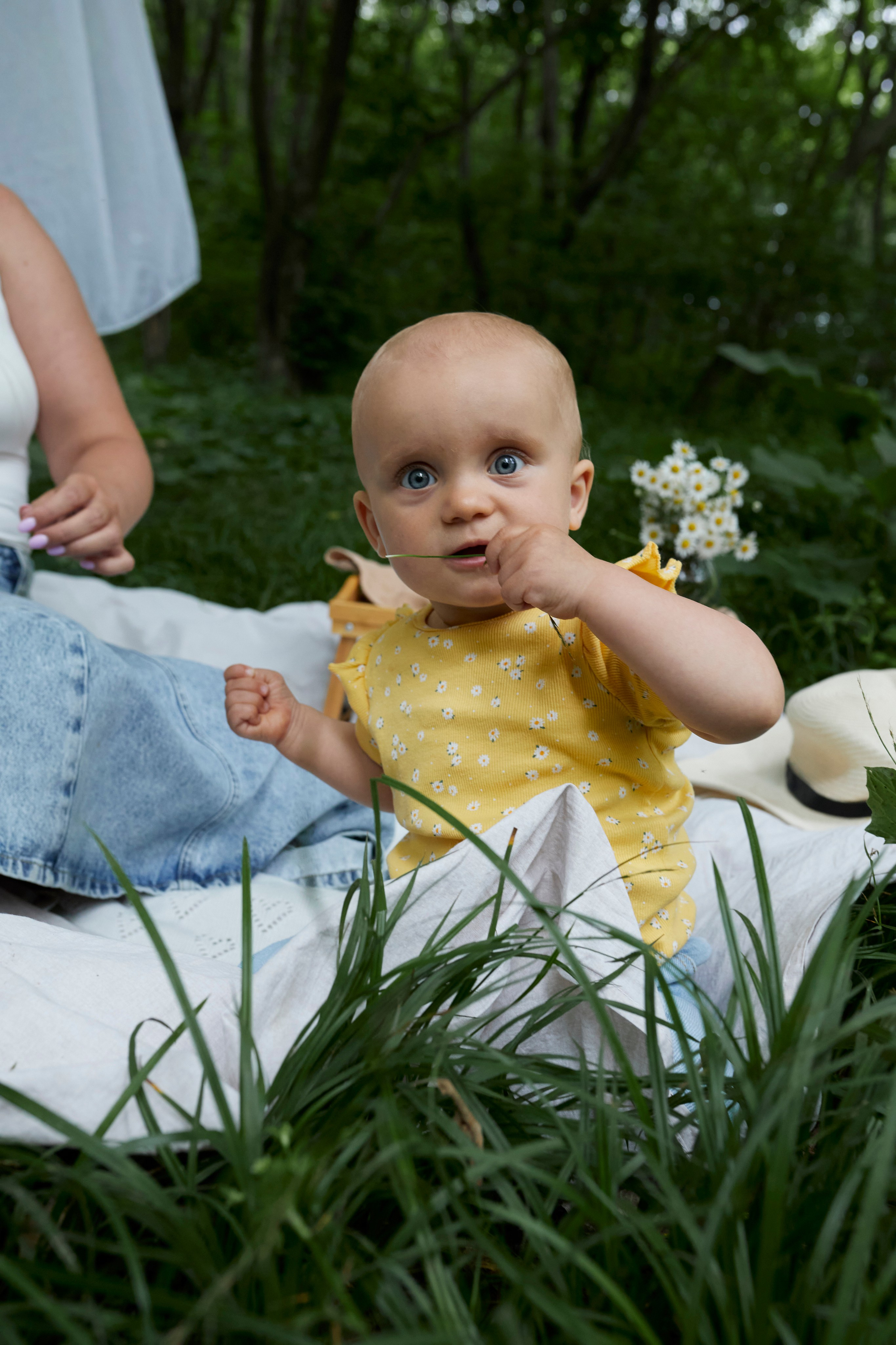 В лесу. Фотограф Владивосток, семейные и индивидуальные съемки