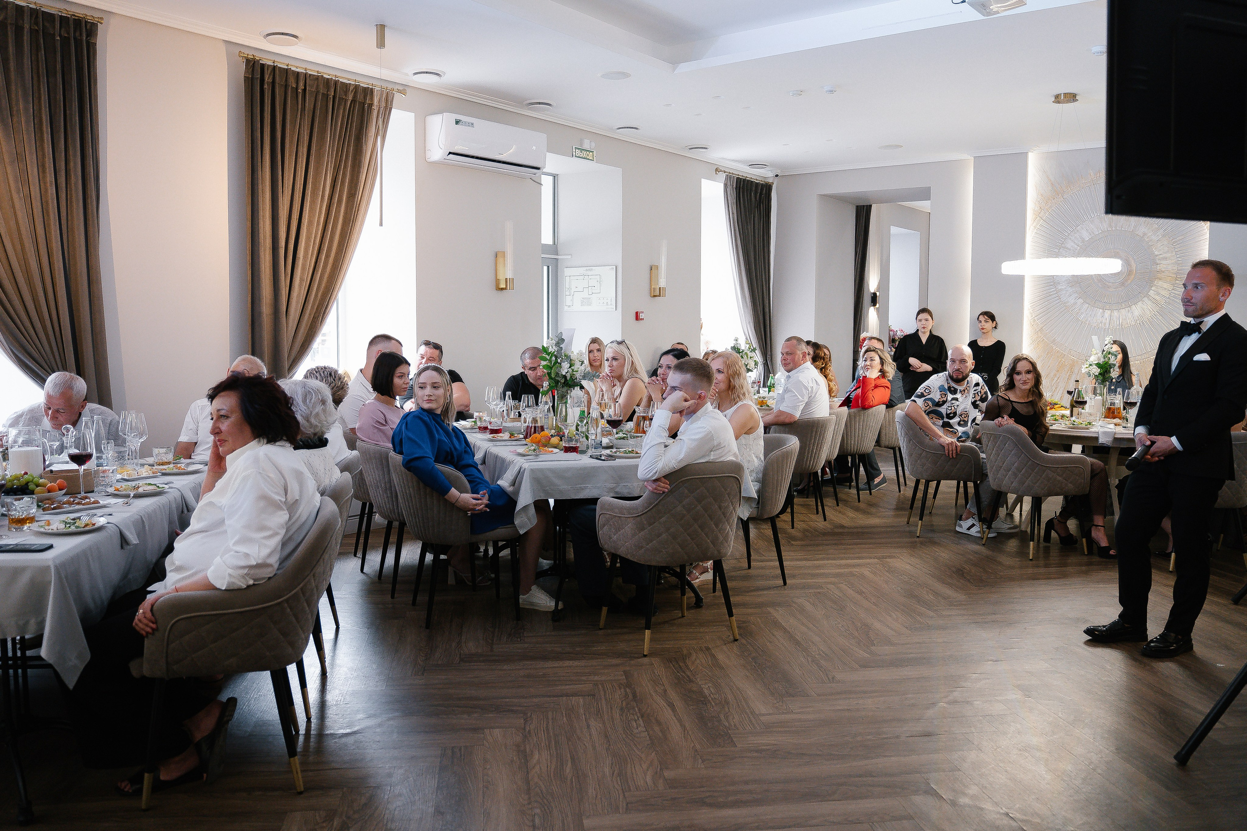 Свадебный банкет. Свадебные фотограф и видеограф в Саратове