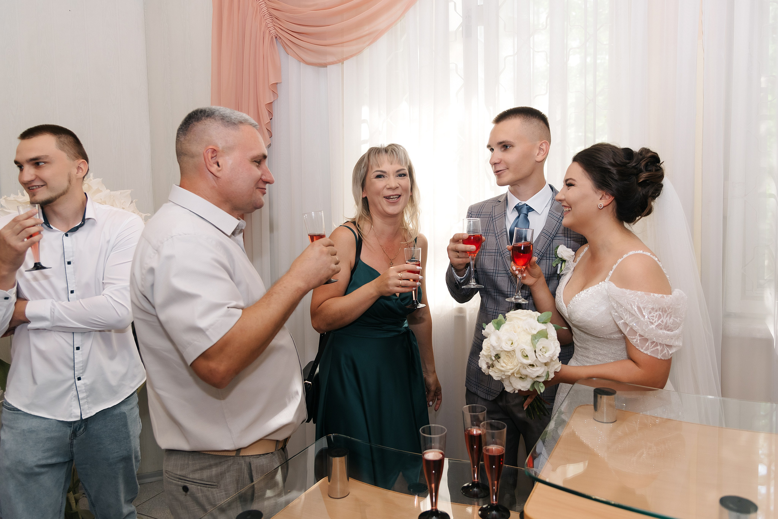 Роман и Карина. Фотограф Волжский Екатерина Егорова