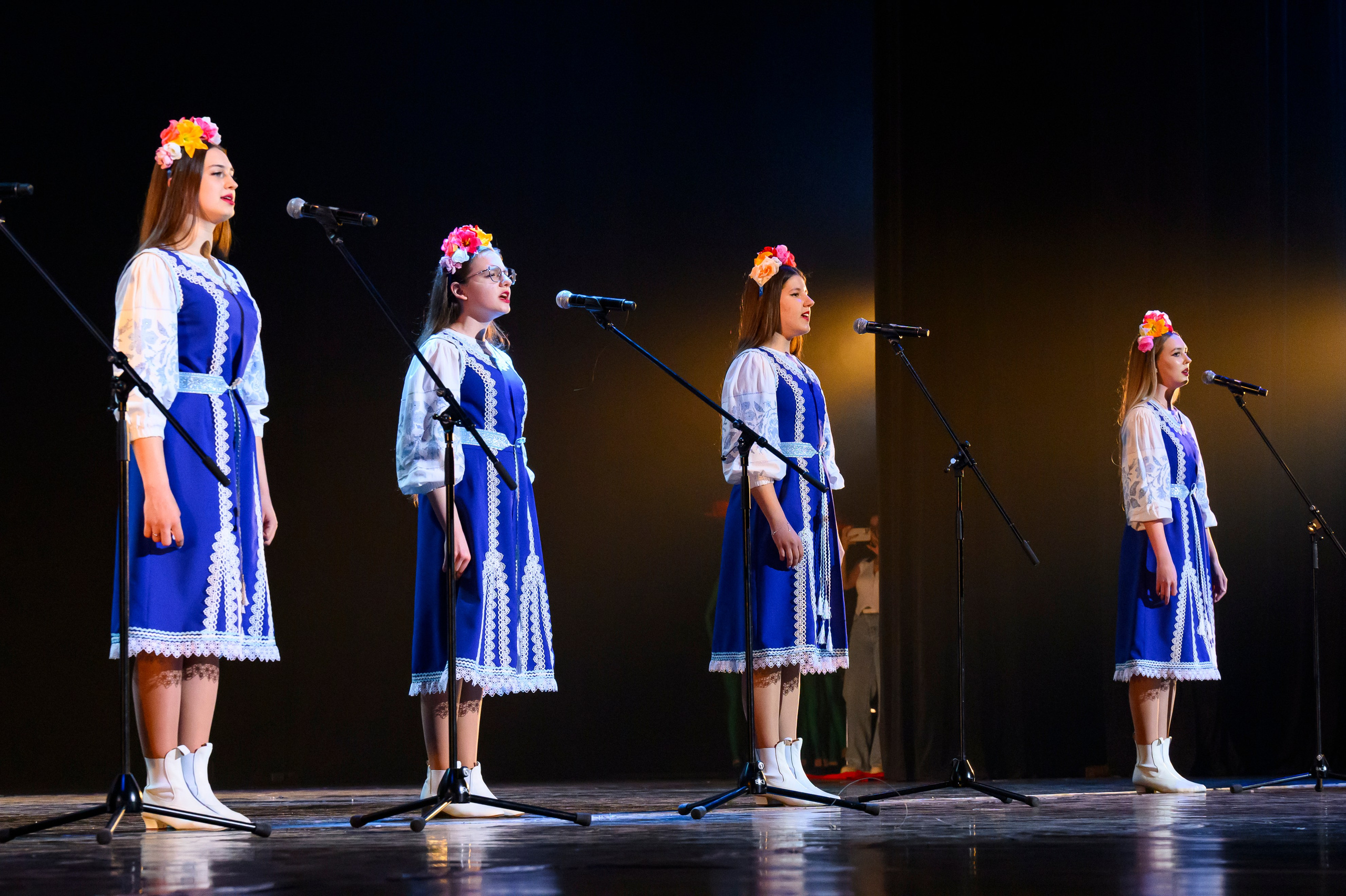 23 апреля, часть 1, БКЗ Октябрьский, г. Санкт-Петербург. Золотое яблочко