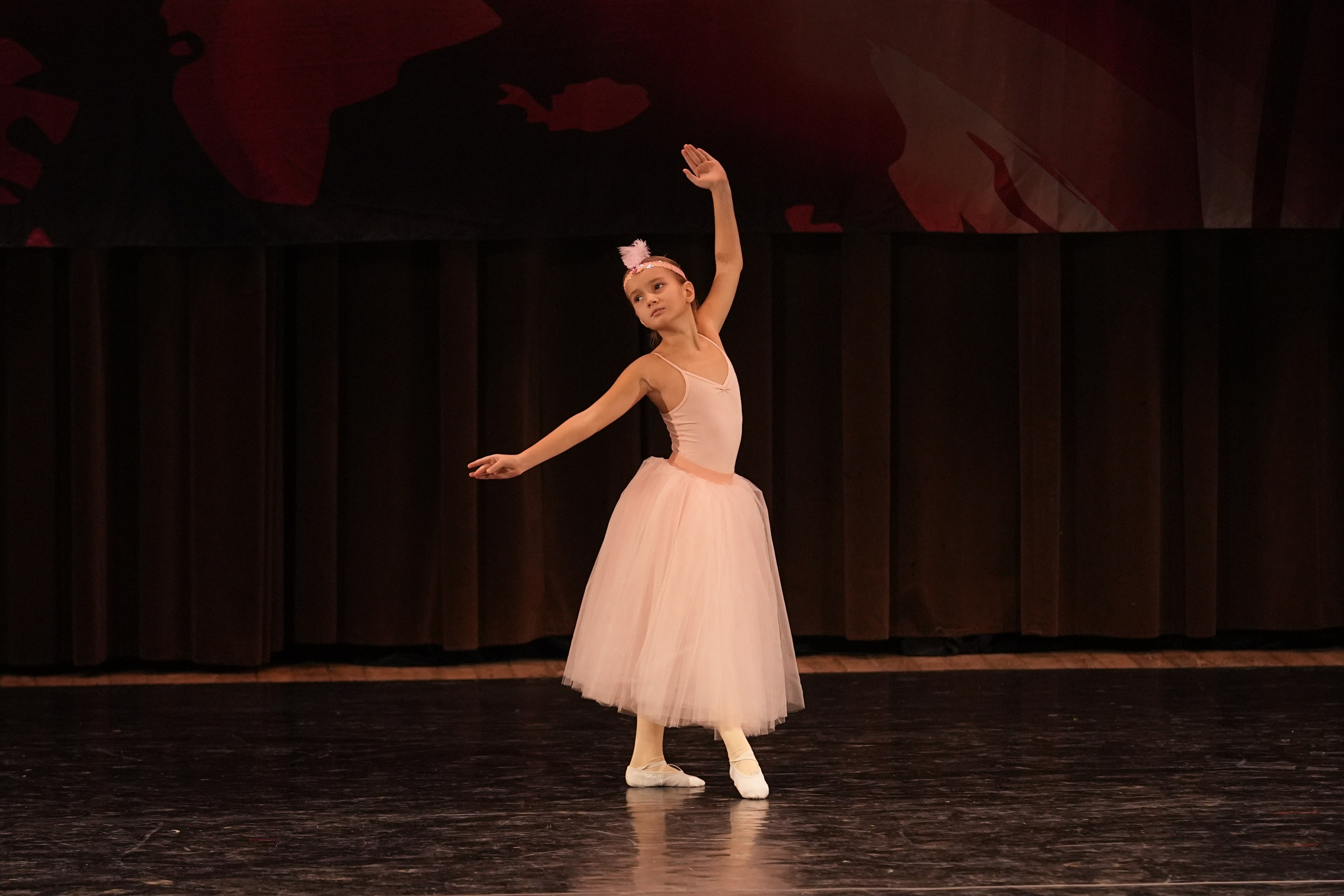 7 декабря, блок 1, г. Москва. Золотое яблочко