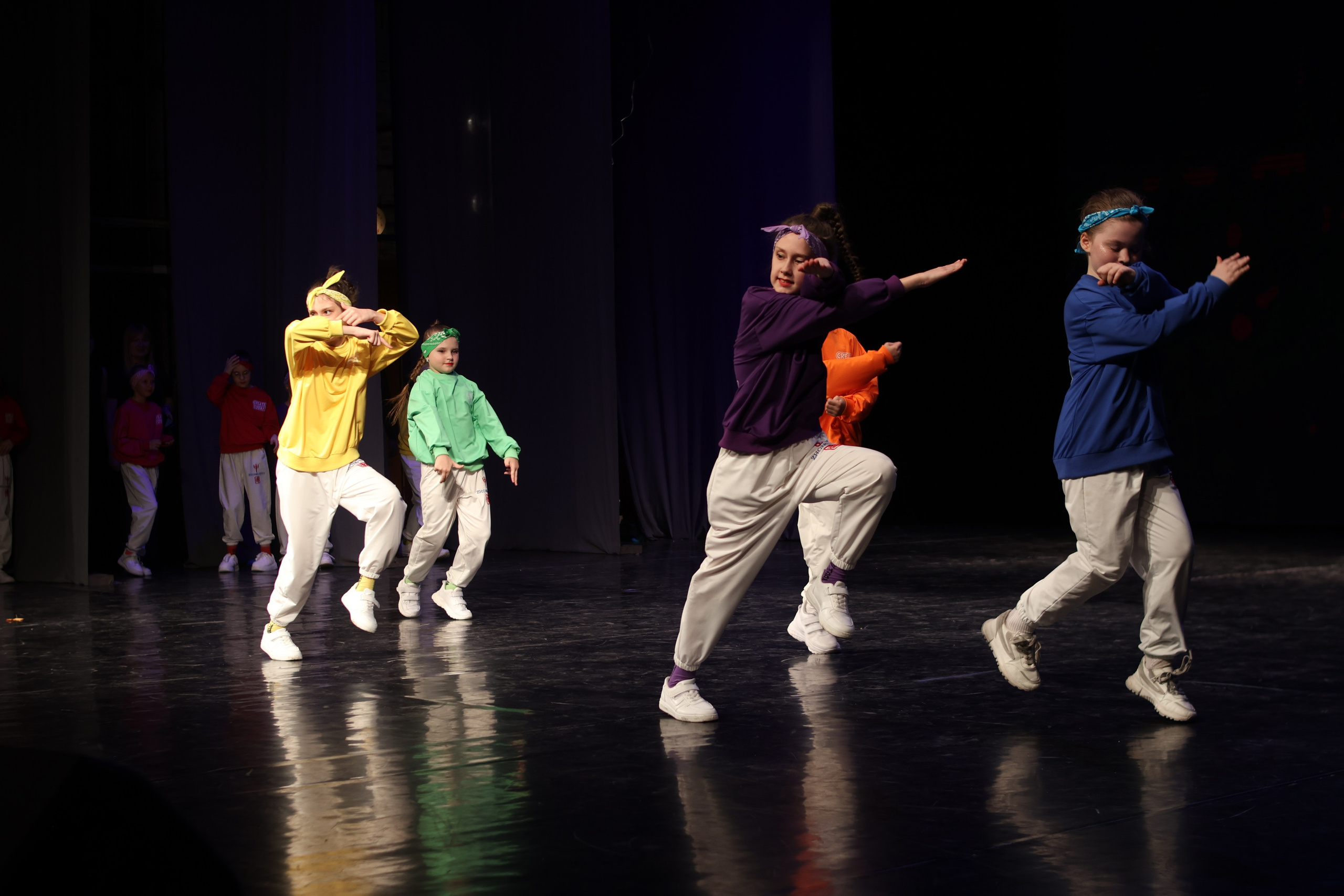 13 апреля, г. Томск. Золотое яблочко