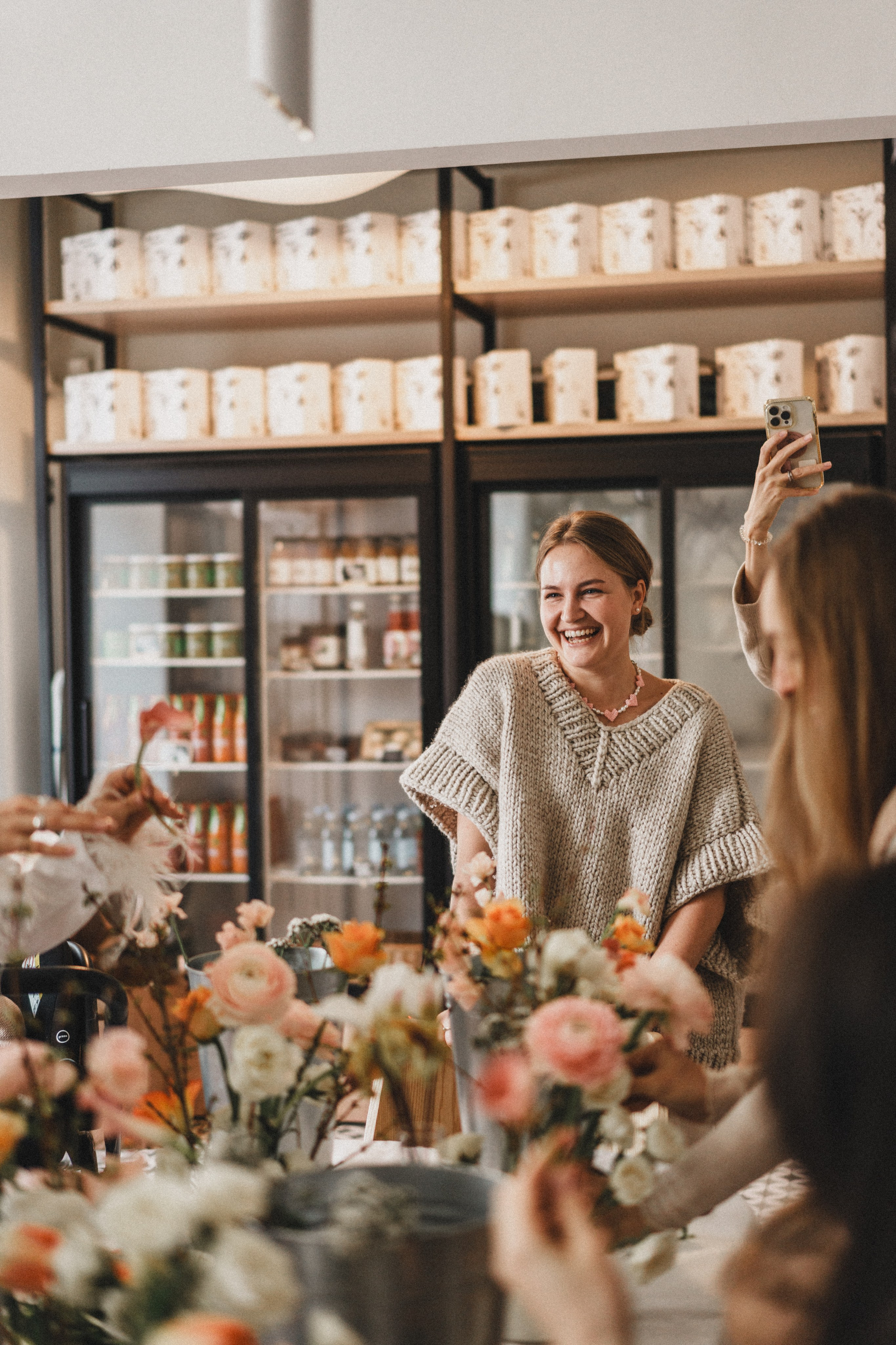 OCHEN' — цветочная встреча 14 февраля. Семейный и детский фотограф и видеограф в Москве, Серпухове и Тарусе Валерия Сорокина