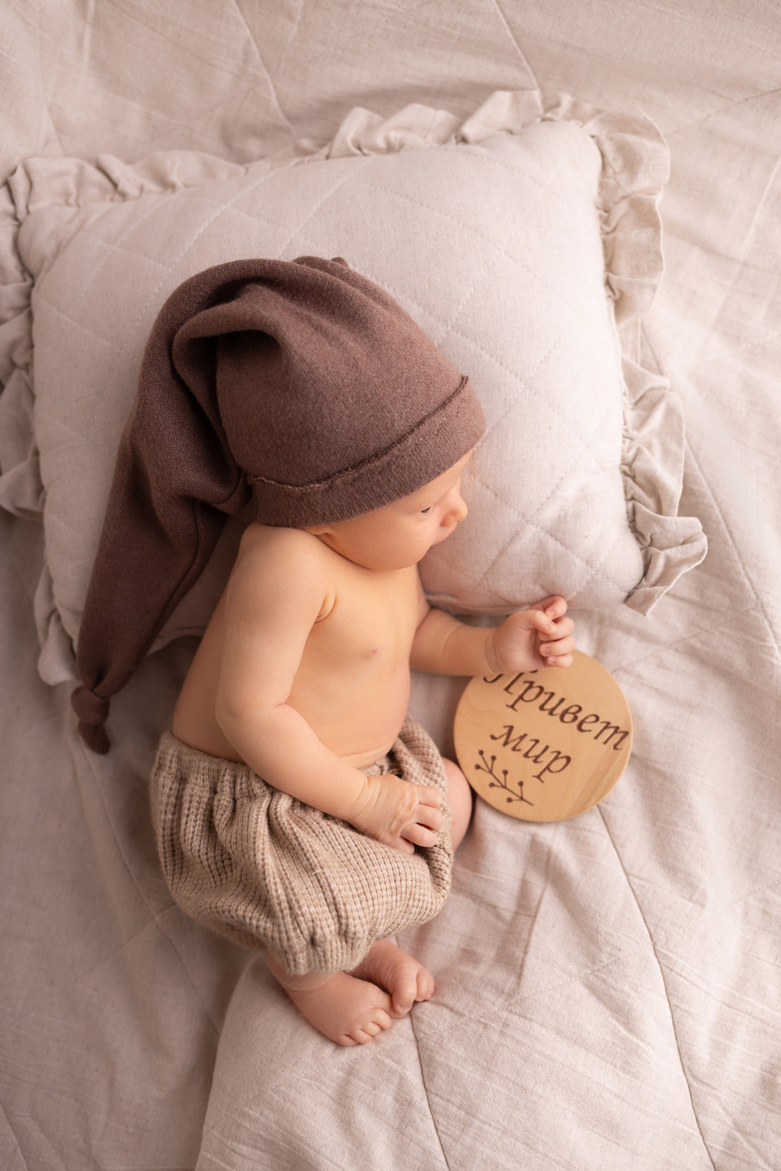 Newborn съемка в стиле Лайф. Фотограф новорожденных малышей в Омске и Омской области Эльвира Камаева