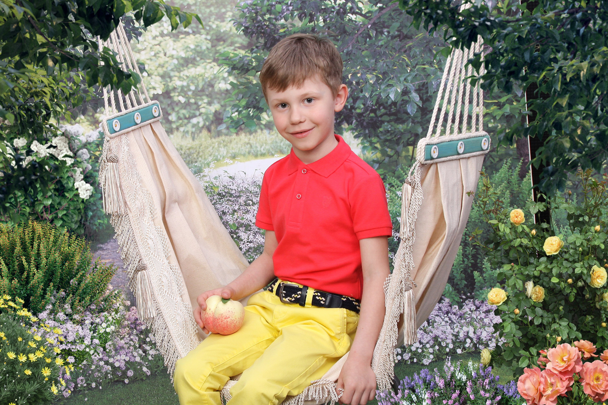 КОМПАНИЯ КРАЙФОТО ФОТОСЕССИЯ ПИКНИК В САДУ