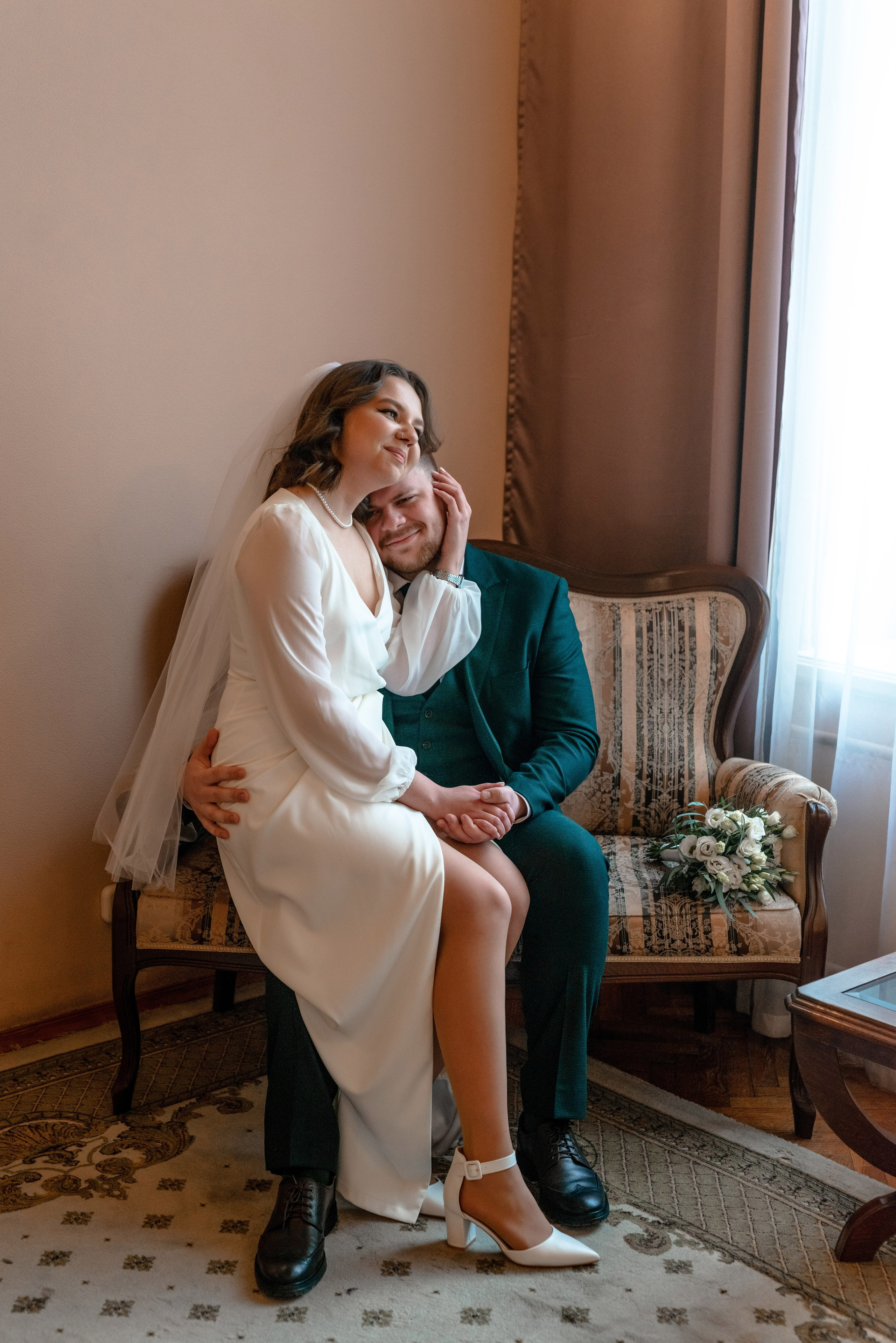 Ксения и Егор (фотосессия в ЗАГСе Петроградского района, Ботаническом саду с сакурой). Портретный, семейный и свадебный фотограф в Санкт-Петербурге и в Пушкине Ширяев Денис