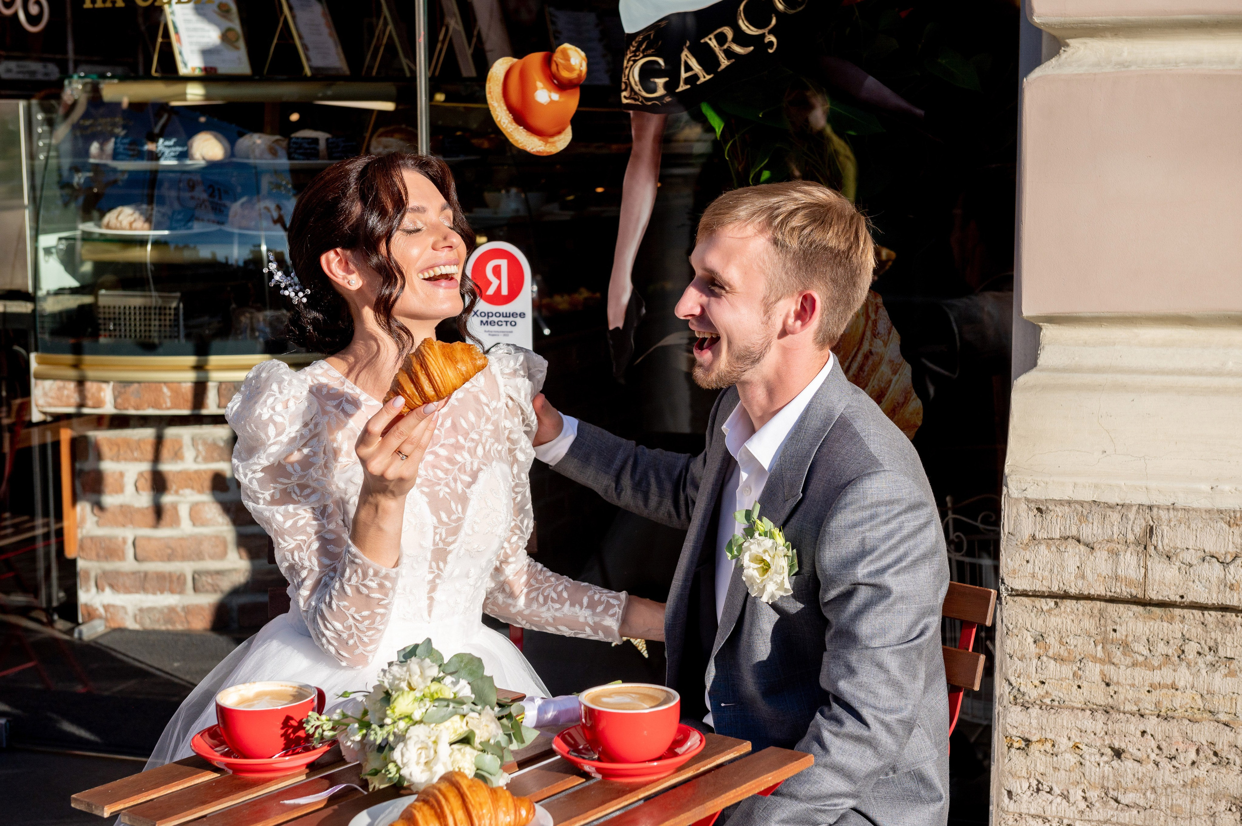 Кирилл и Анжела (круассаны, кофе и фотосессия в Летнем саду). Портретный, семейный и свадебный фотограф в Санкт-Петербурге и в Пушкине Ширяев Денис