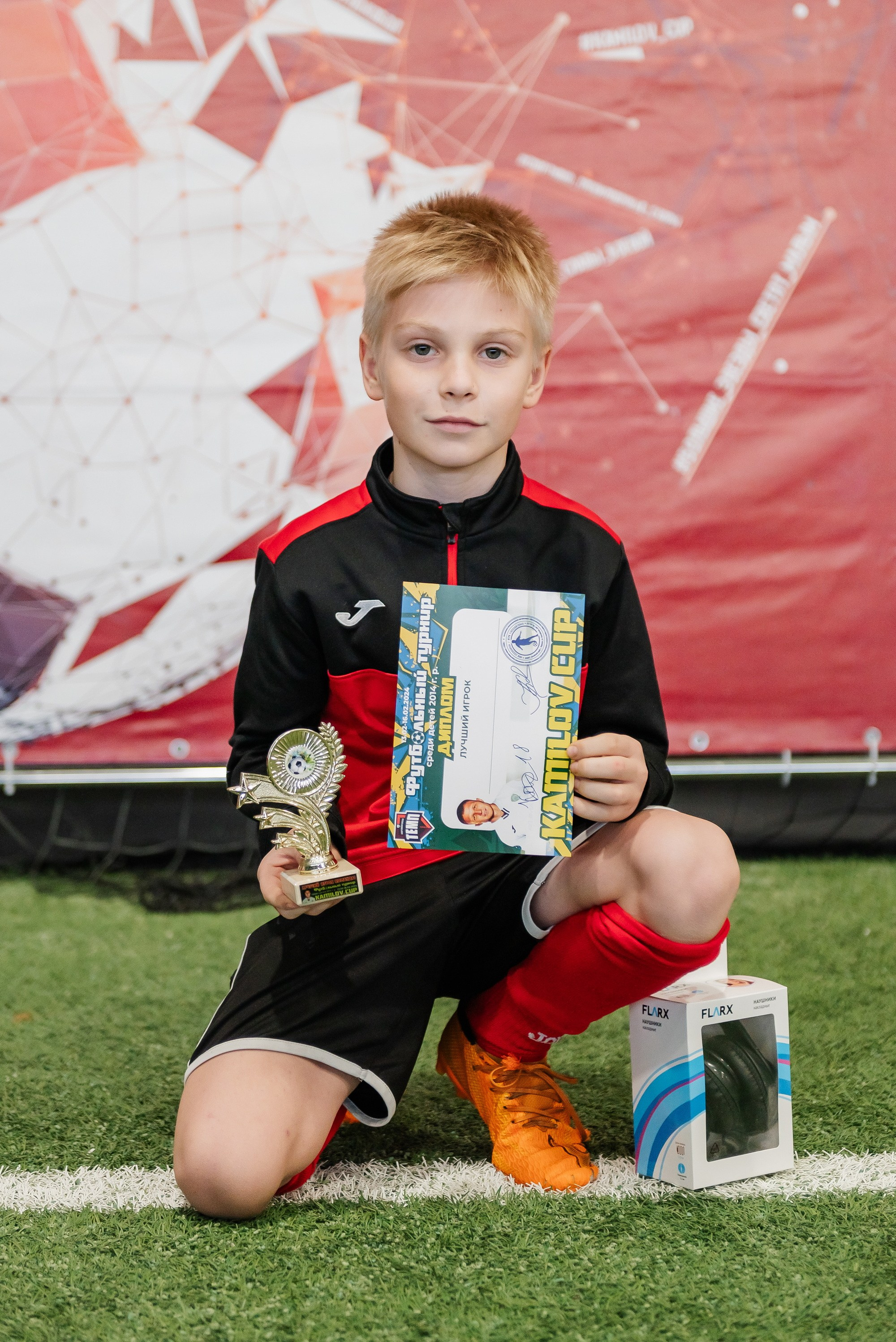 Детский турнир по футболу KAMILOV CUP-2024. Свадебный и репортажный фотограф Никита Сницарев в Барнауле