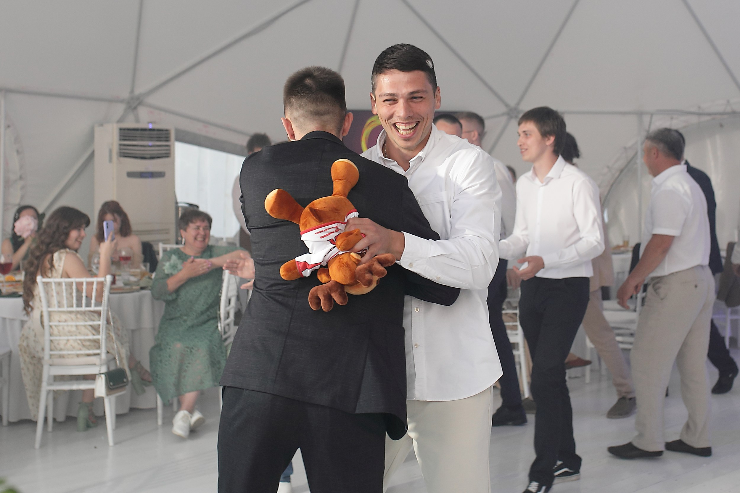 Свадебный фотограф и видеограф Екатеринбург. Свадебный и семейный фотограф и видеограф в Екатеринбурге Полянские Тимур и Анастасия