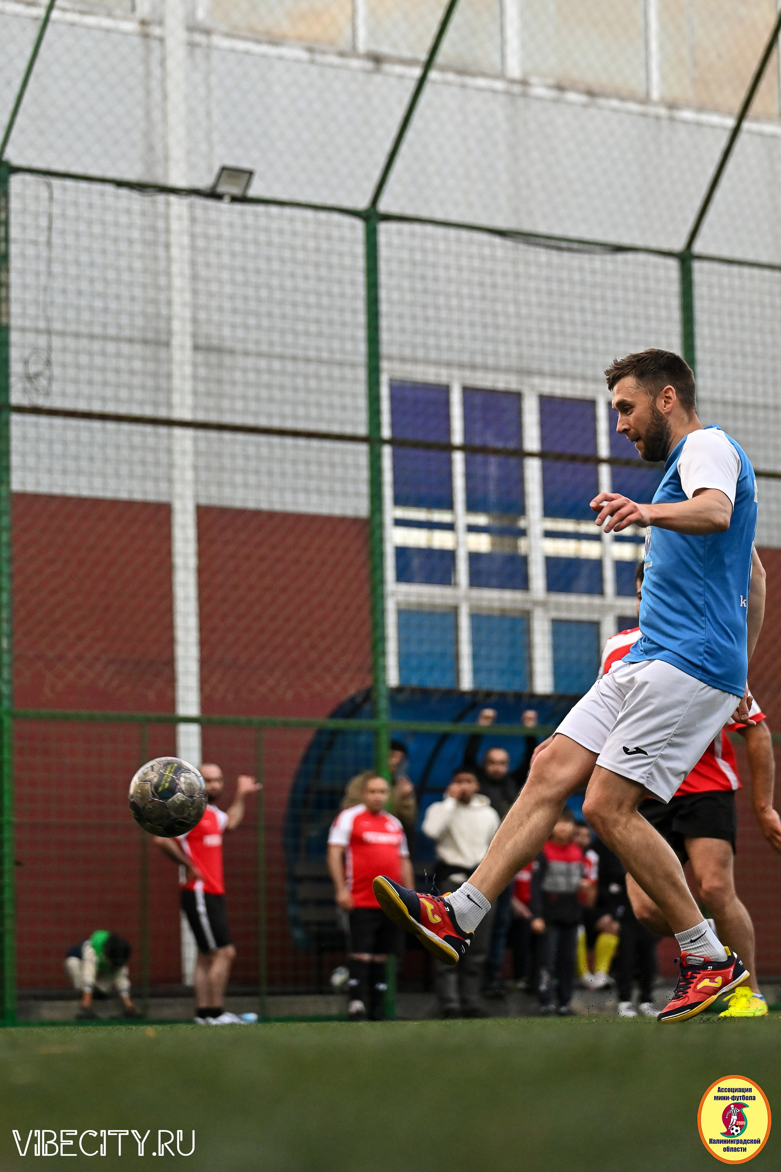 ИГРЫ МИНИ-ФУТБОЛЬНОЙ И КОРПОРАТИВНОЙ ЛИГИ. VIBECITY.RU Вайб Сити Ру Фоторепортажи Фотоотчеты Калининград