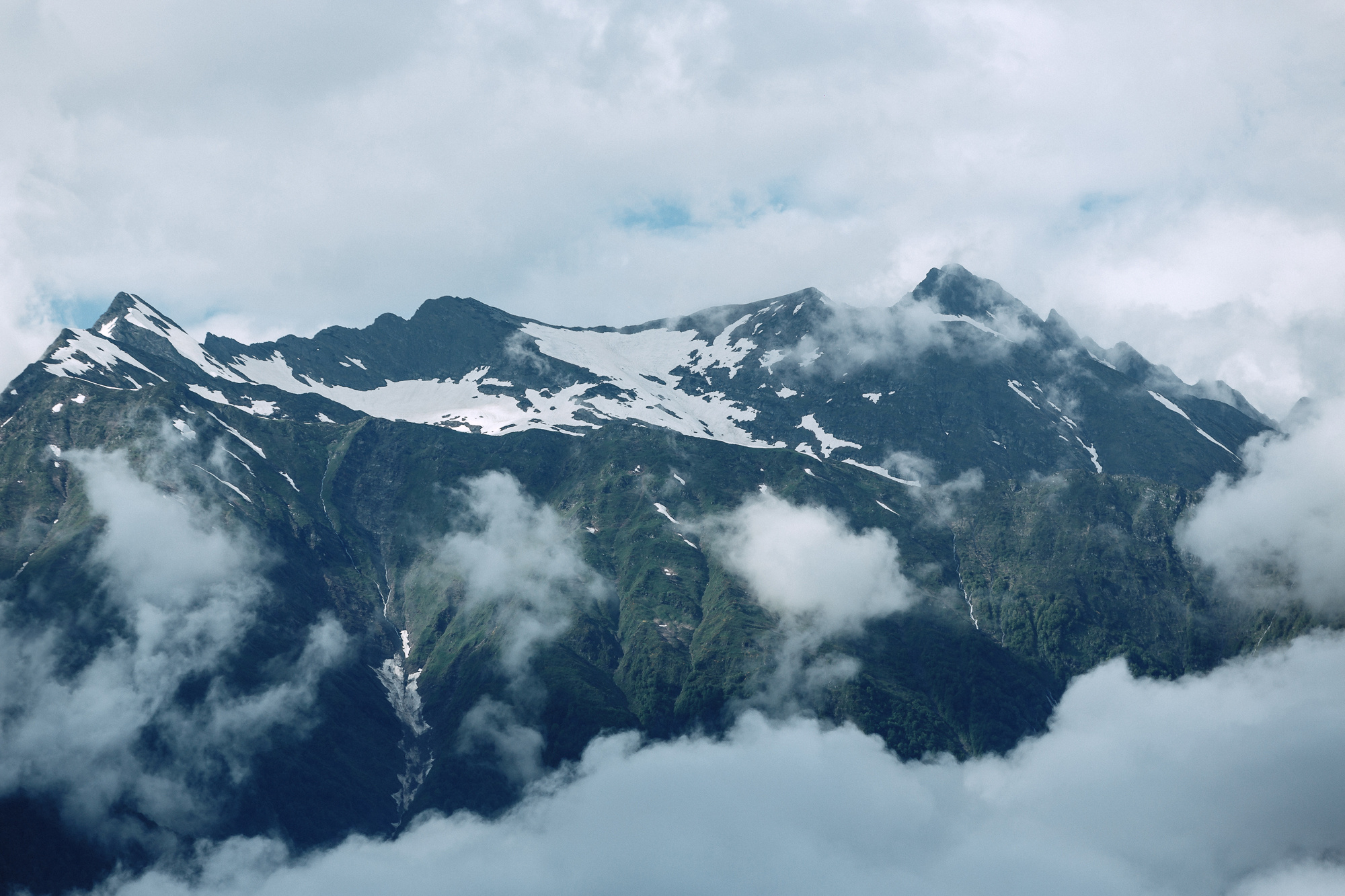 ПАВЕЛ и ИННА. КРАСНАЯ ПОЛЯНА. Свадебный и семейный фотограф и видеограф в Москве Андрей Басаргин