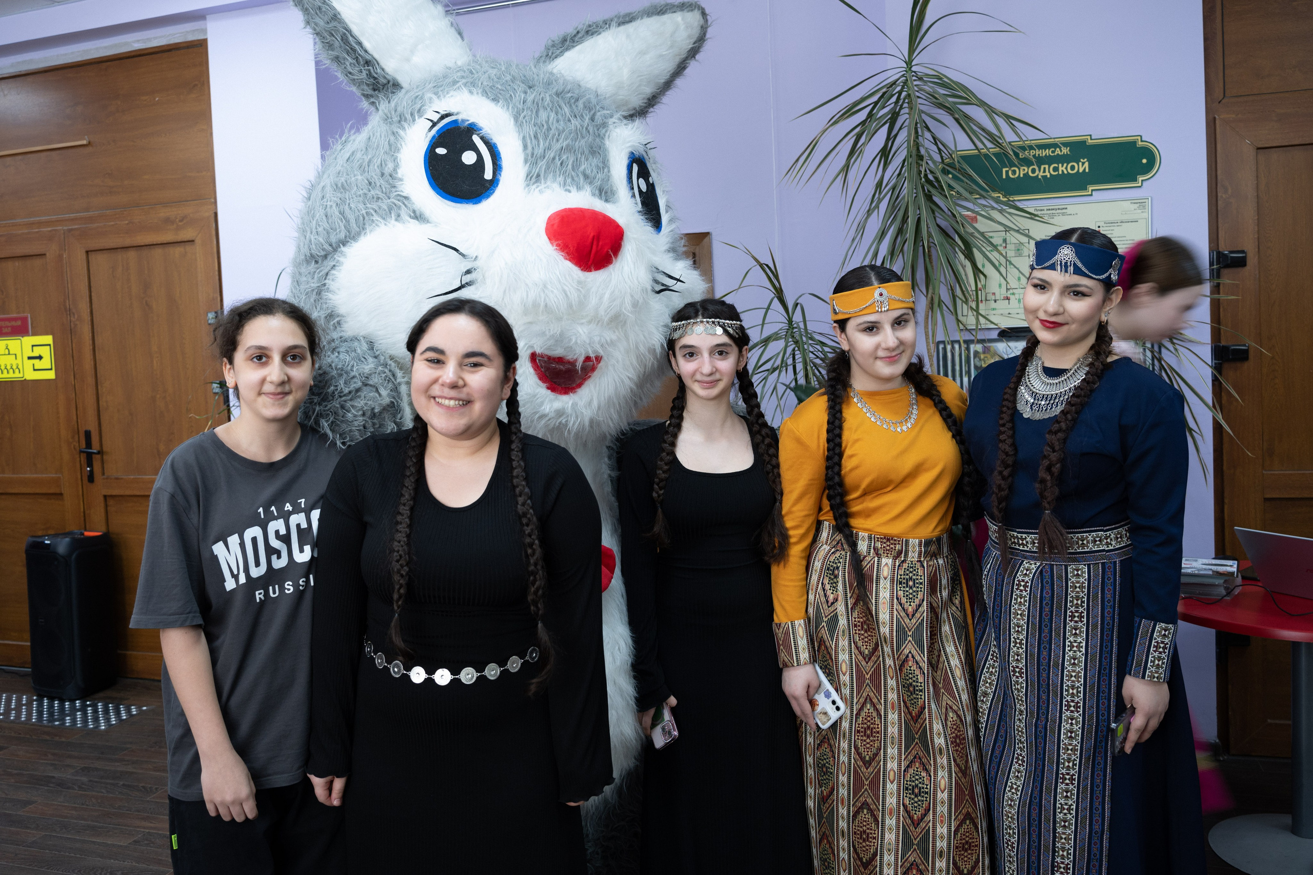 Благотворительный концерт в помощь Артему Сардаряну. Фотограф Артем Севостьянов. Профессиональная фотосъемка в Ногинске, Москве, Московской области и за границей