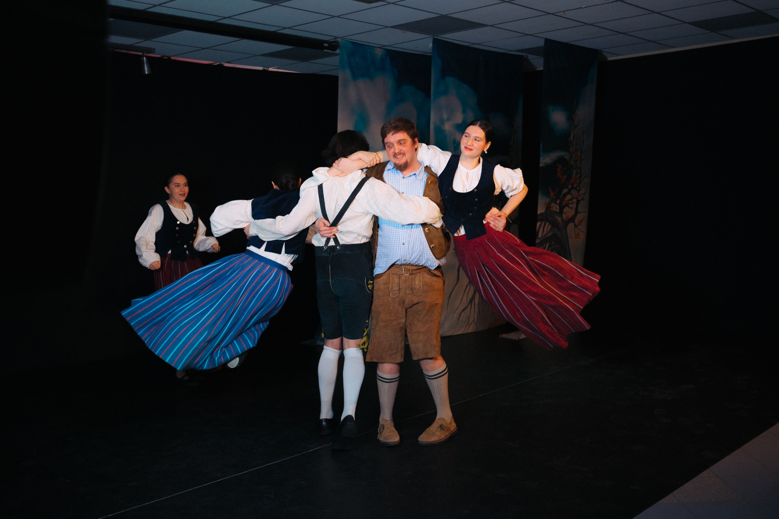 Международный Союз Немецкой культуры. Komonev